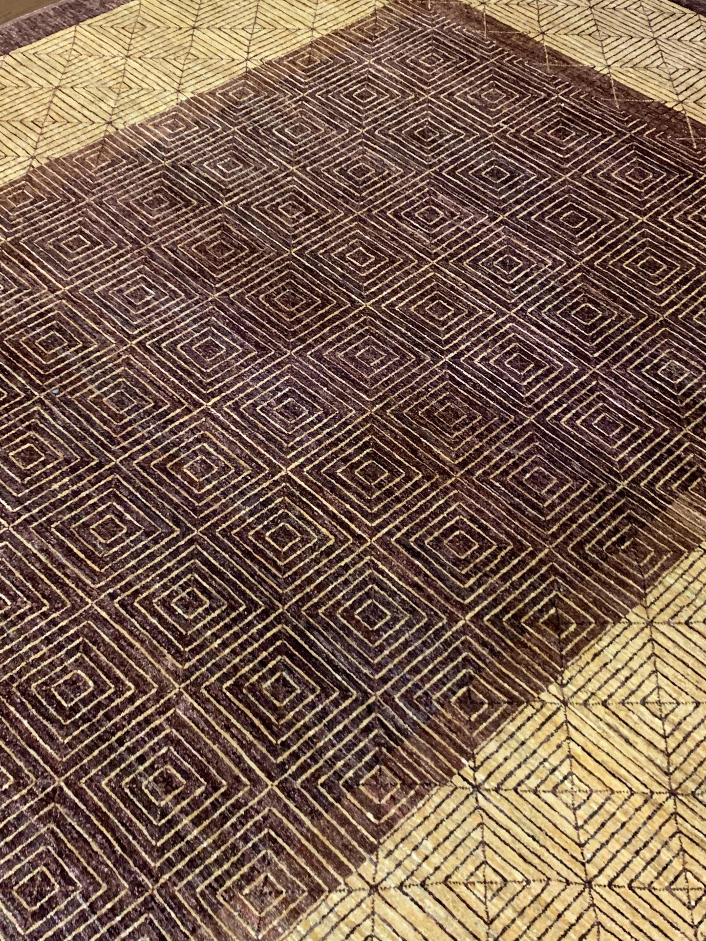 AORug#2329 size. 7' 11" x 10' 04"