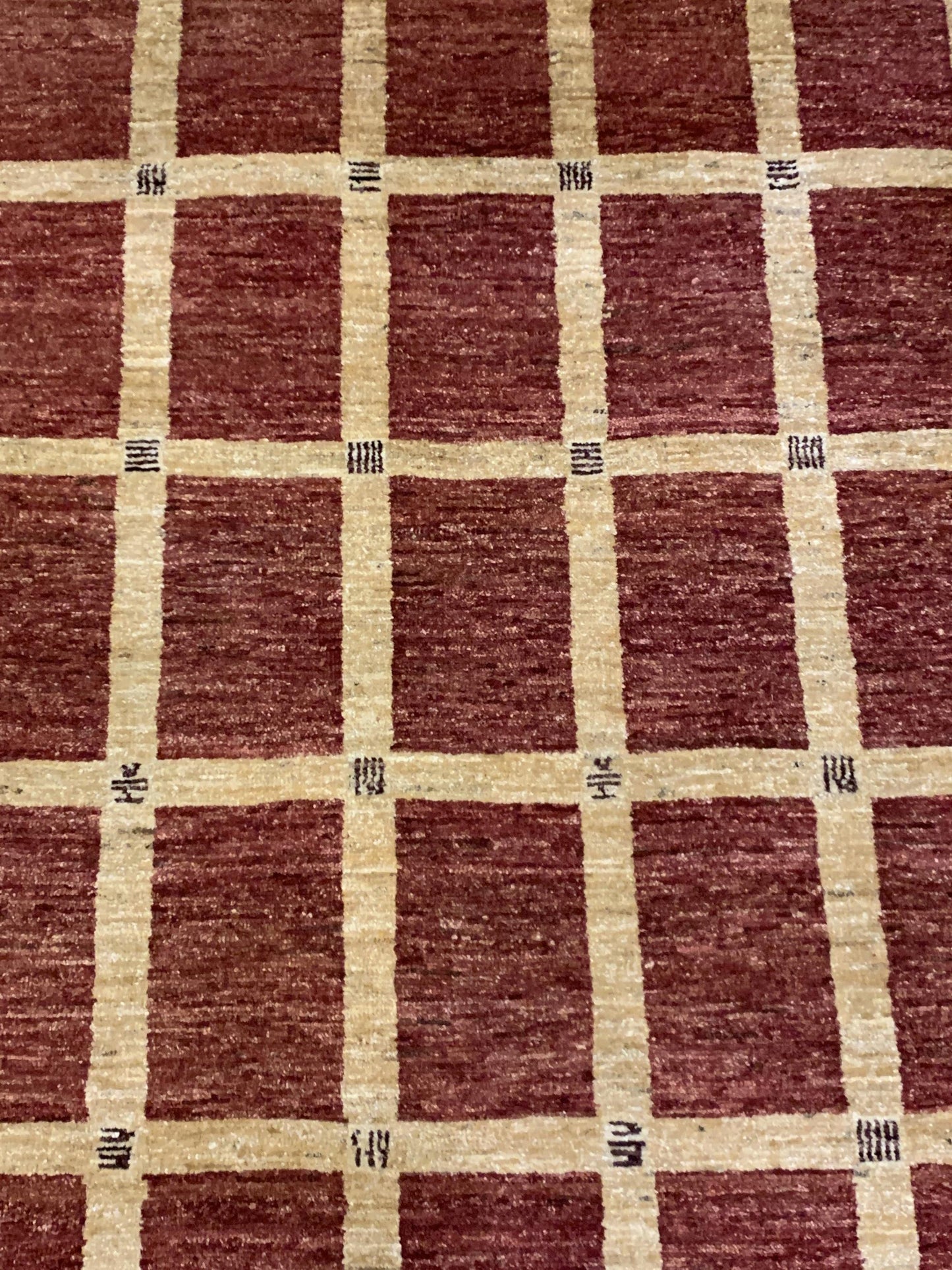 AORug#2328 size. 7' 10" x 10' 01"