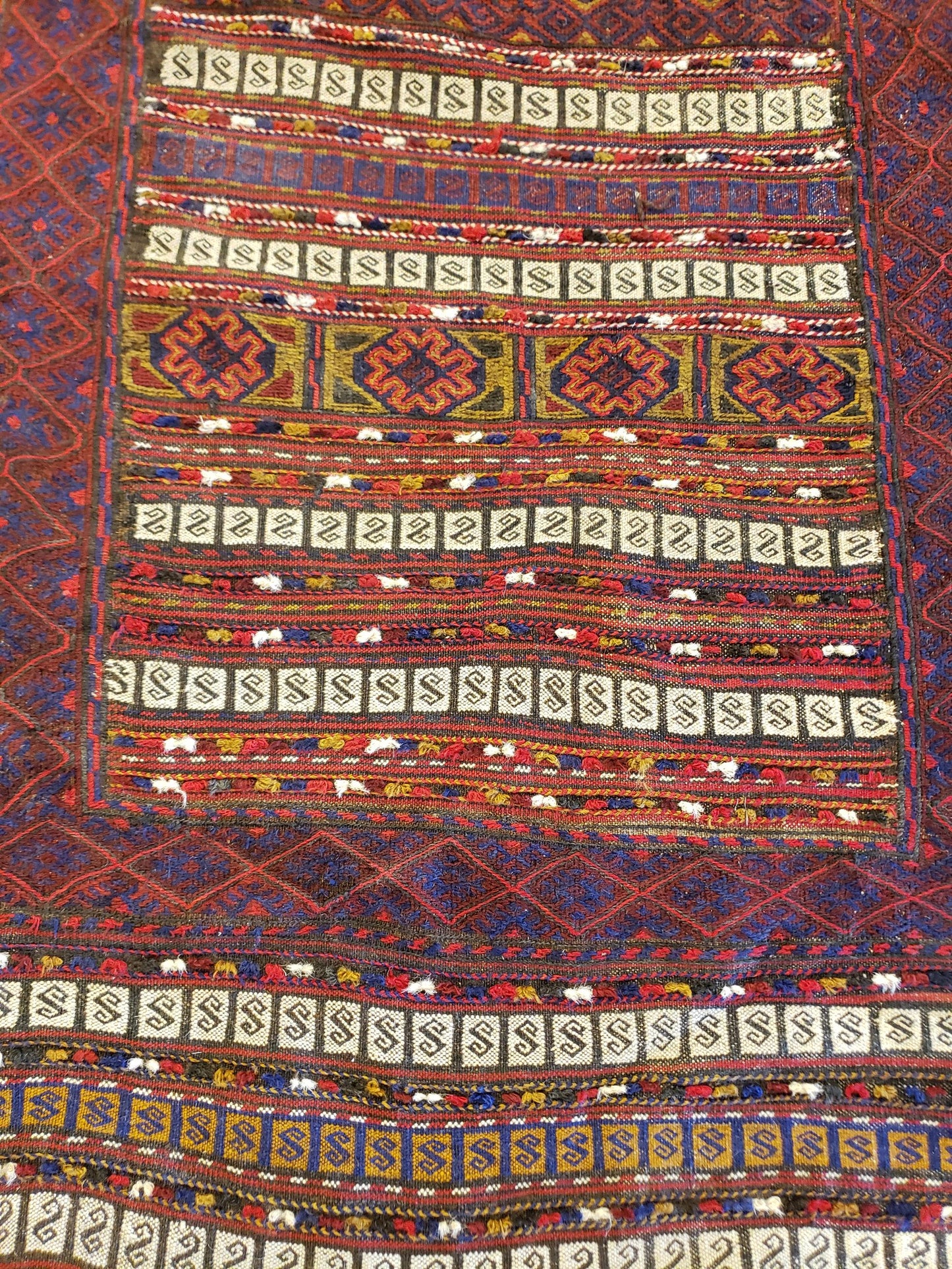 AORug#13639 size. 2' 06" x 14' 08"