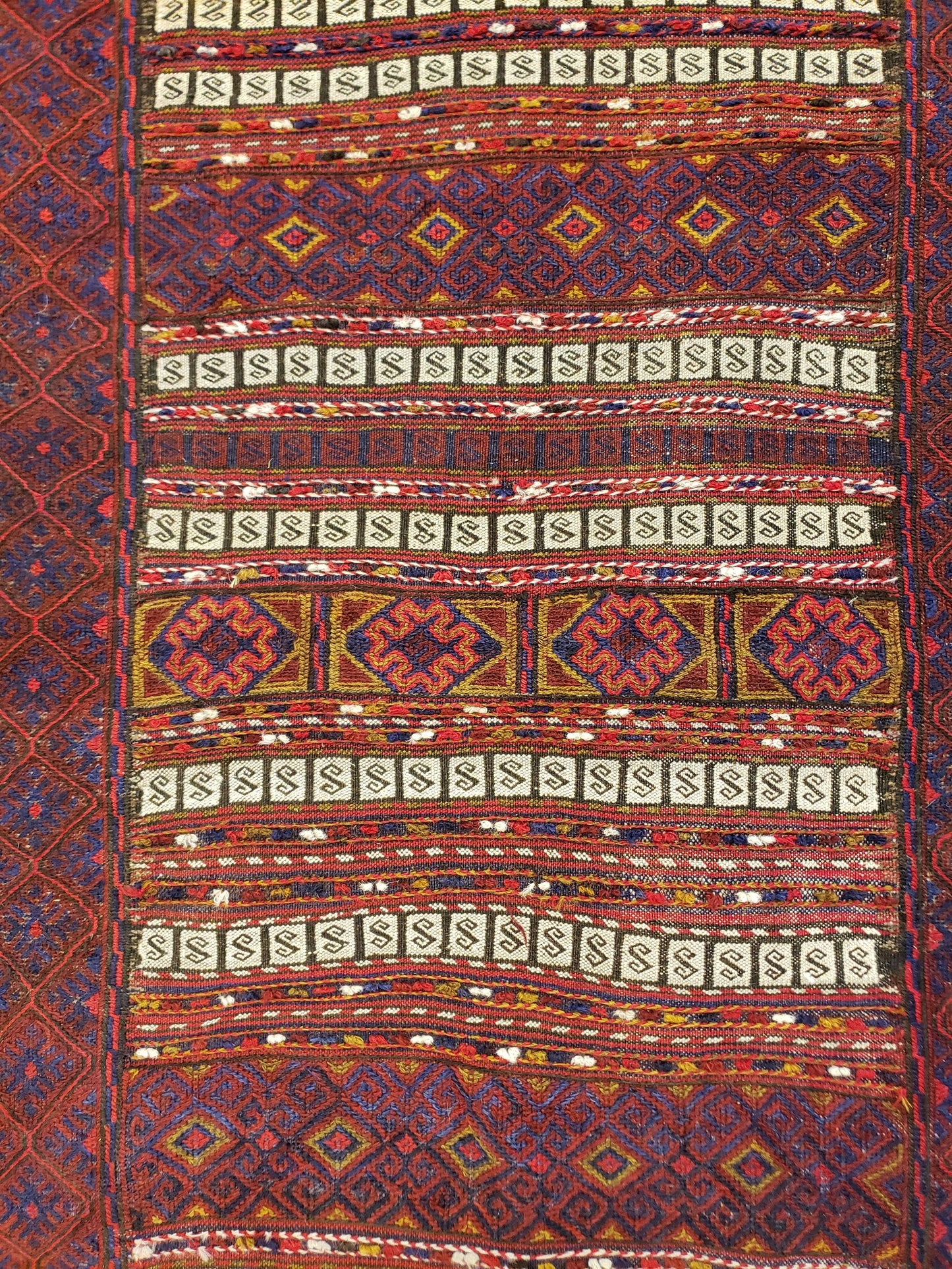 AORug#13639 size. 2' 06" x 14' 08"