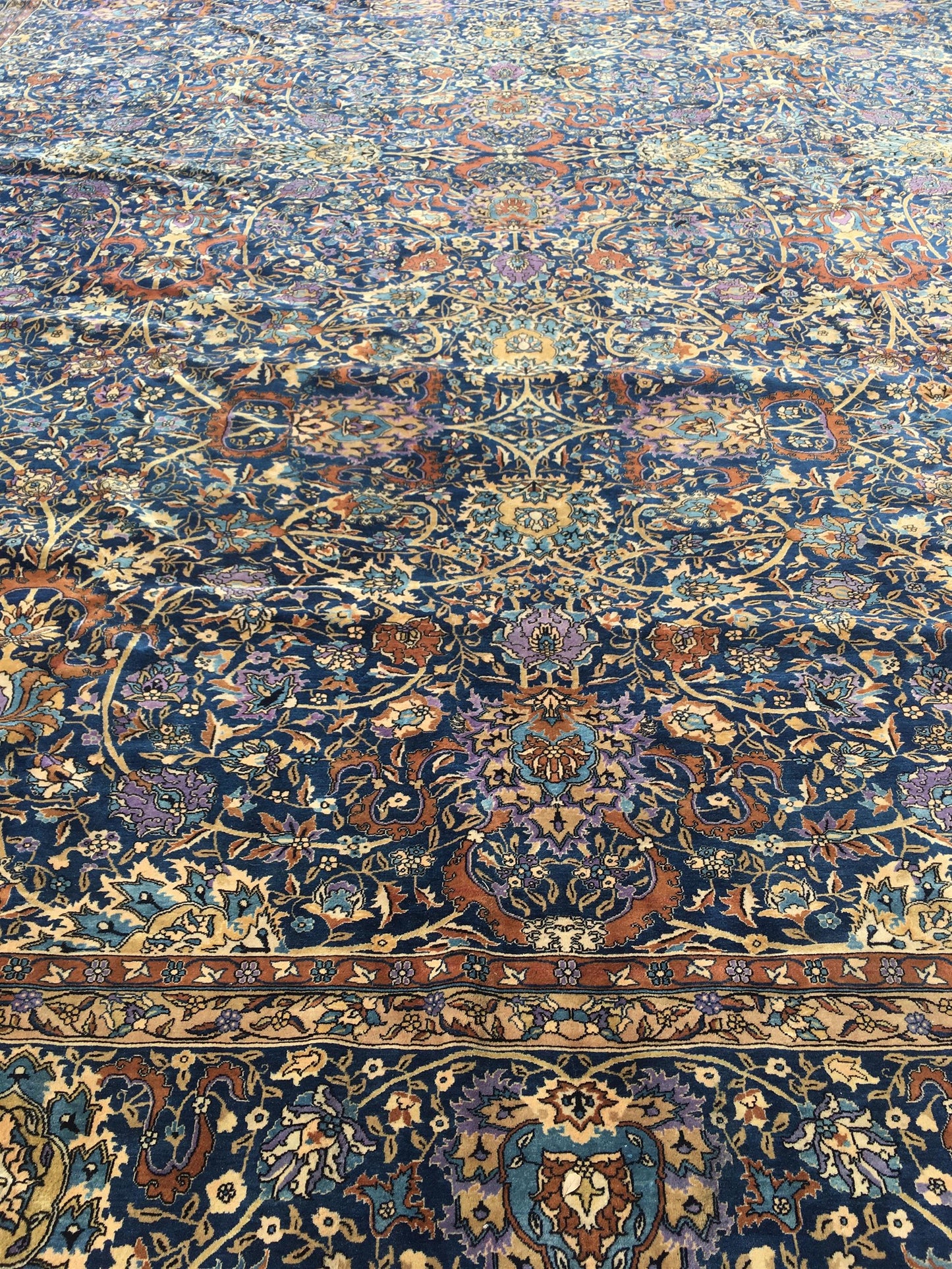 AORug#13656 size. 14' 10" x 19' 11"