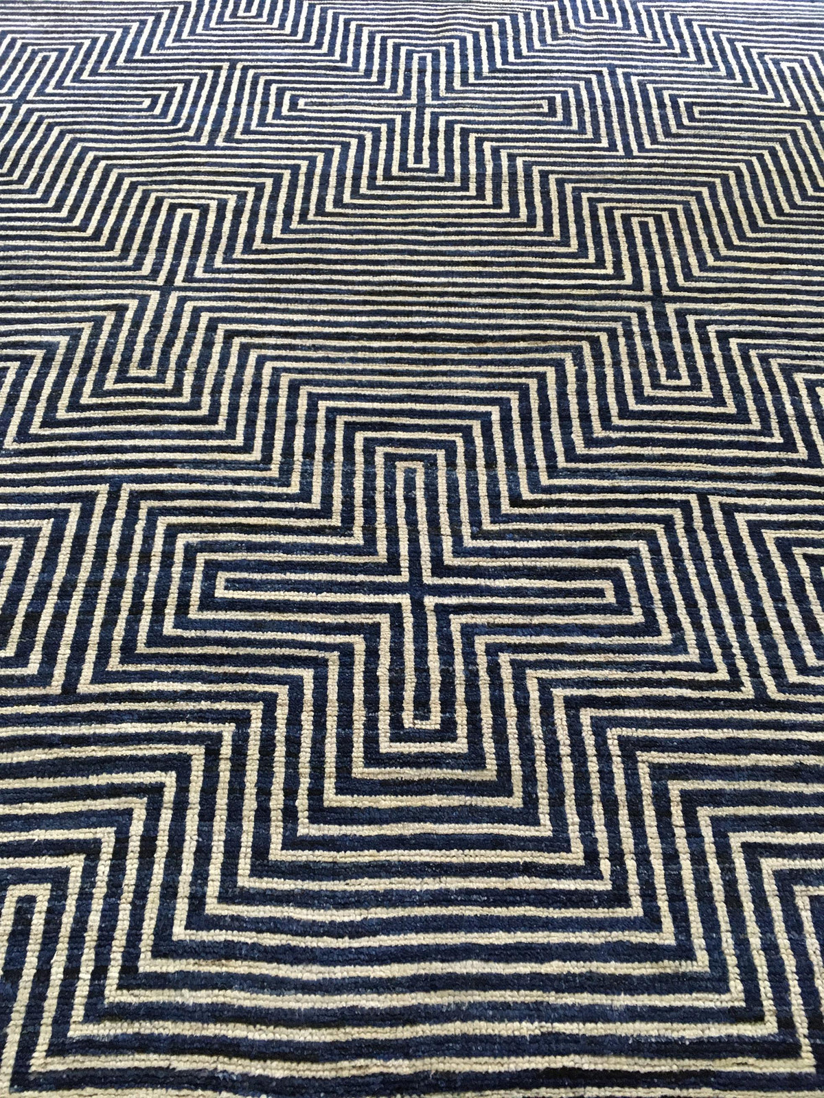 AORug#13268 size. 9'0" X 12'0"