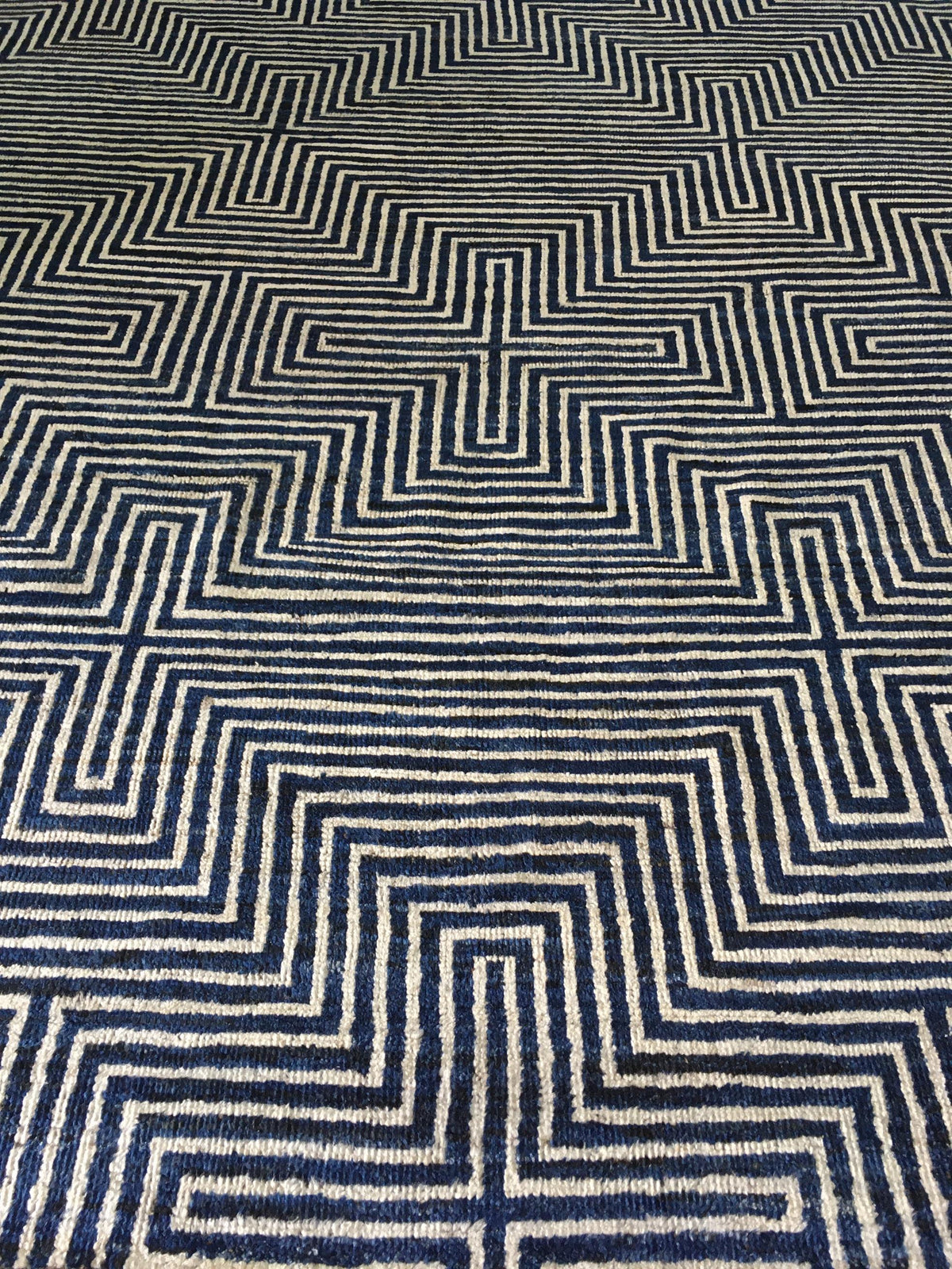 AORug#13268 size. 9'0" X 12'0"