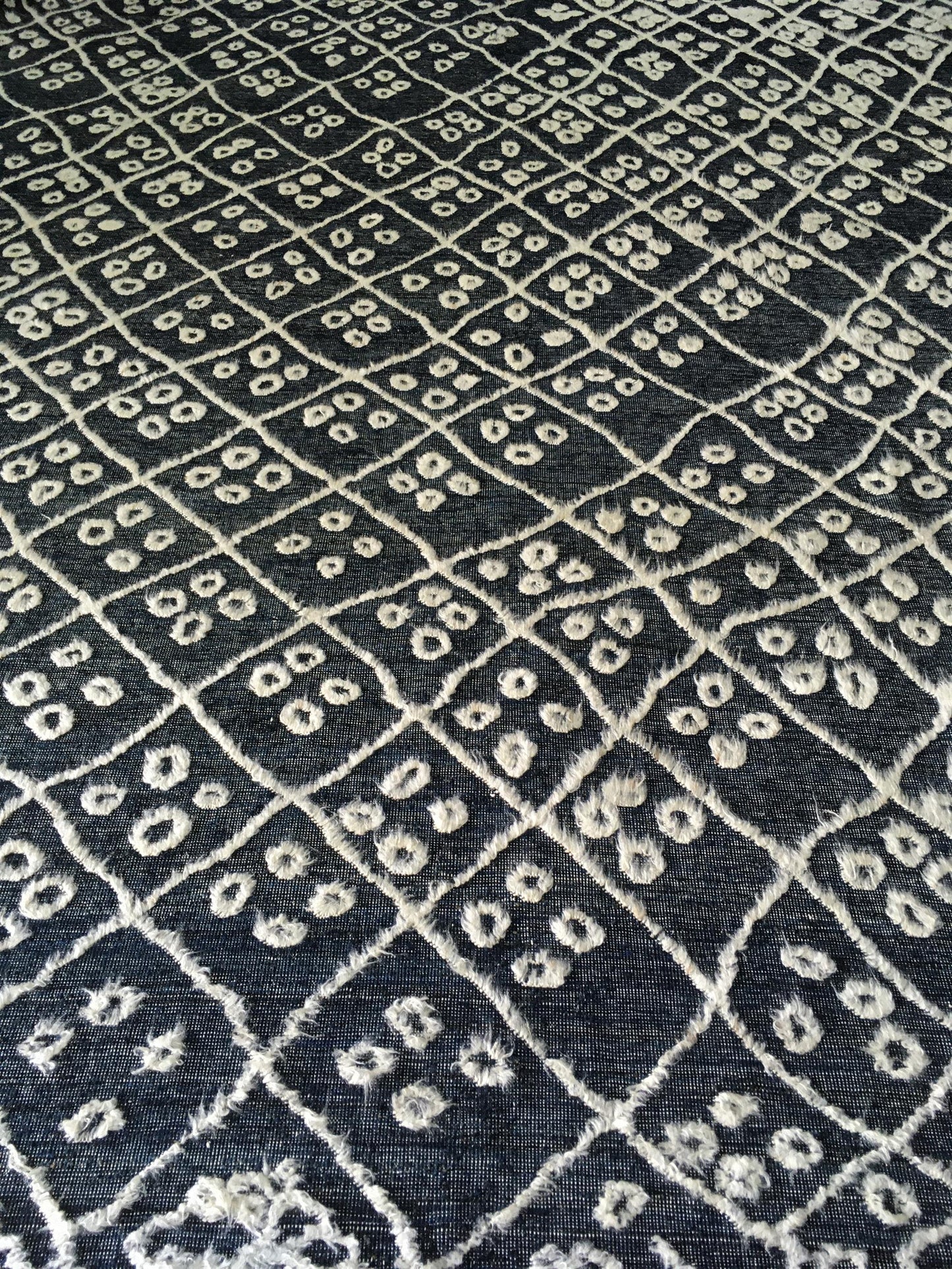 AORug#13150 size. 9'0" X 12'0" Multi Size