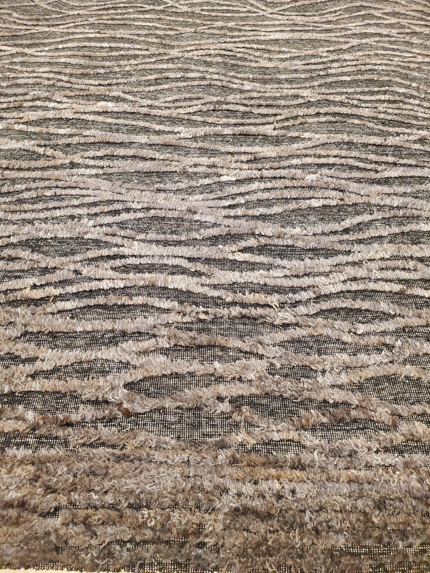 AORug#12768 size. 9'0" X 12'0" Multi Sizes