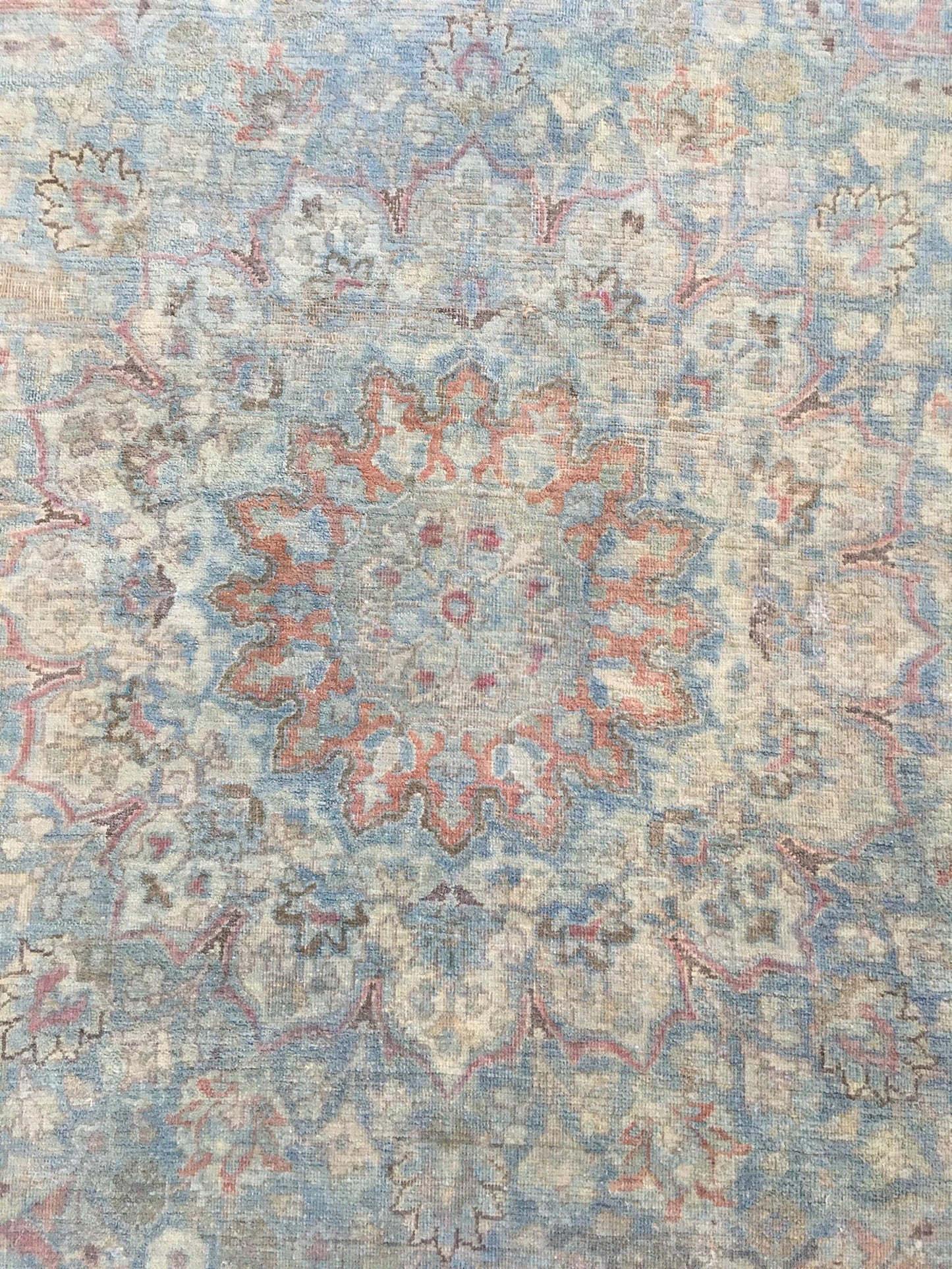 AORug#4671 size. 11' 09" x 16' 04"