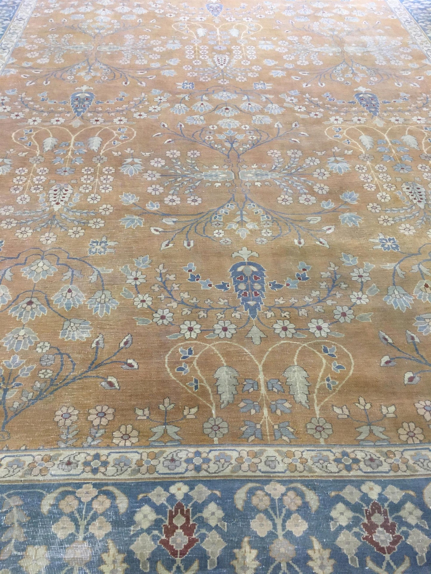 AORug#10452 size. 12' 01" x 17' 09"