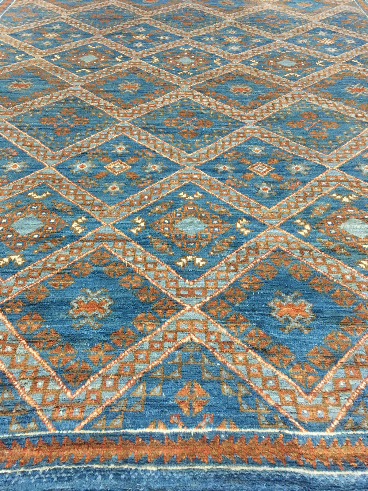 AORug#13139 size. 10'0" X 13'0"