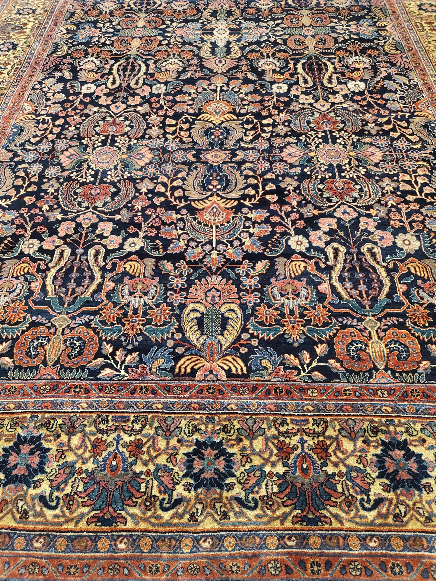 AORug#12669 size. 10' 01" x 15' 10"