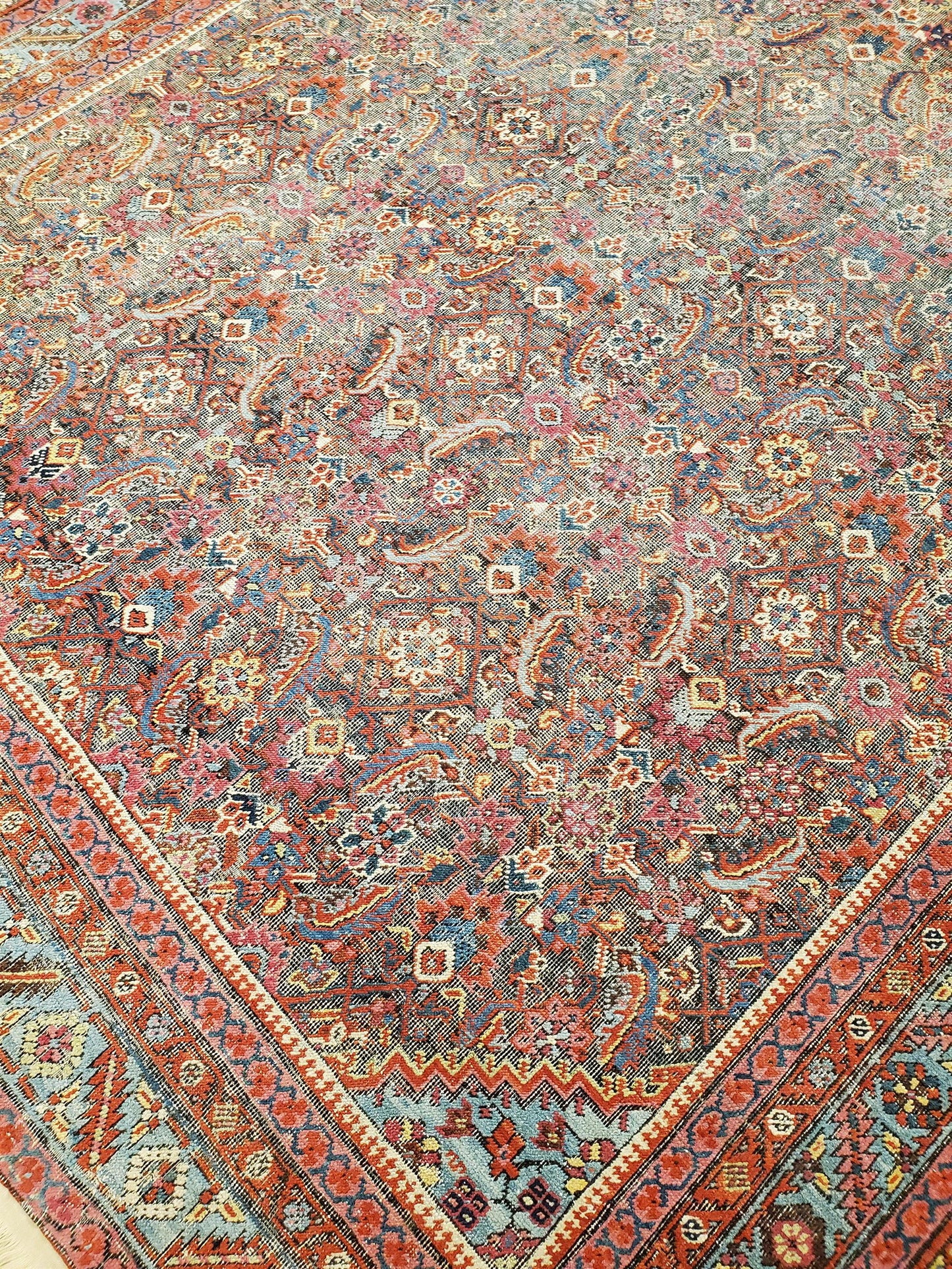 AORug#13811 size. 7' 04" x 16' 10"