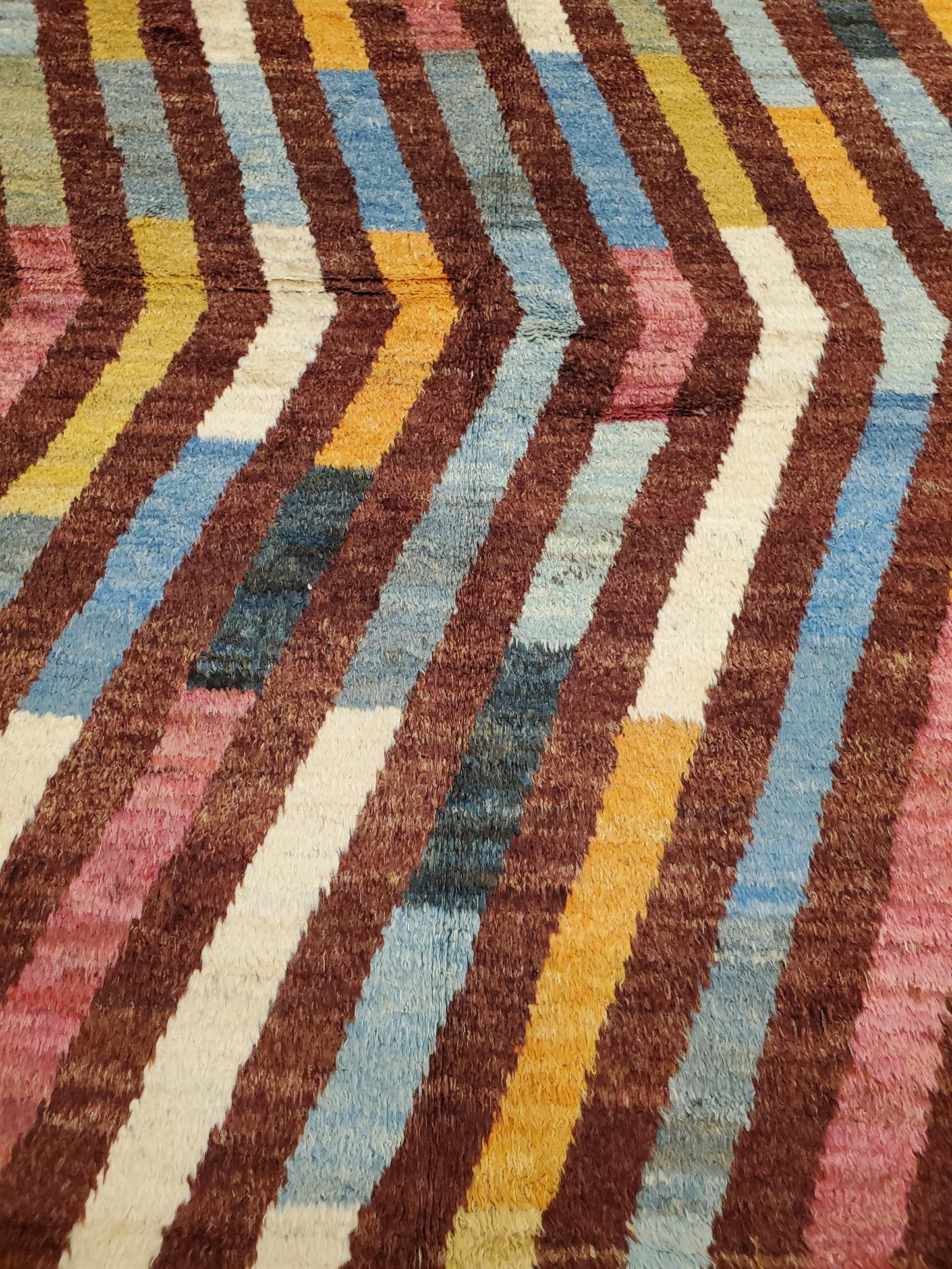 AORug#10549 size. 8'0" X 10'0"