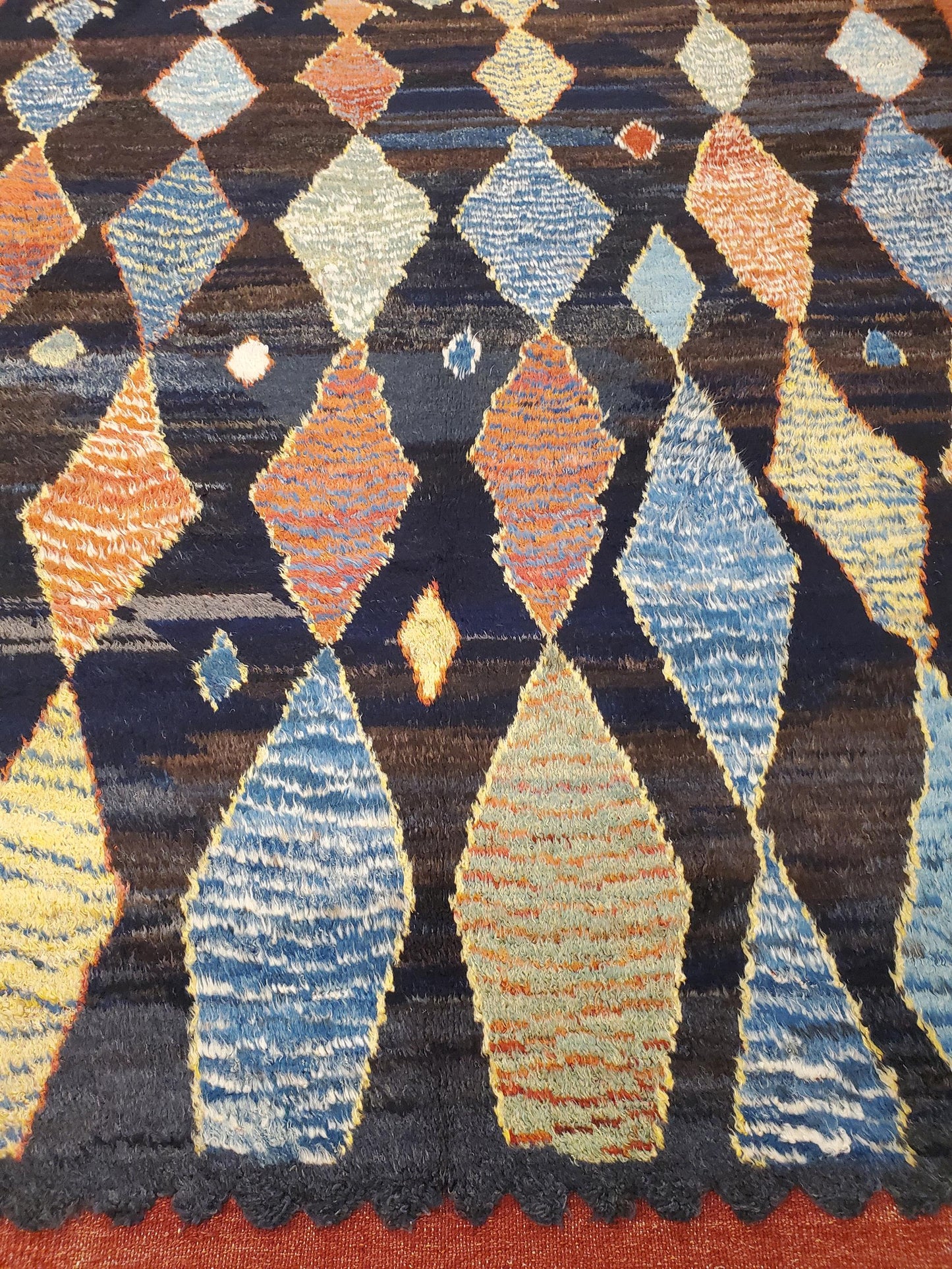 AORug#10548 size. 8' 05" x 10' 03"