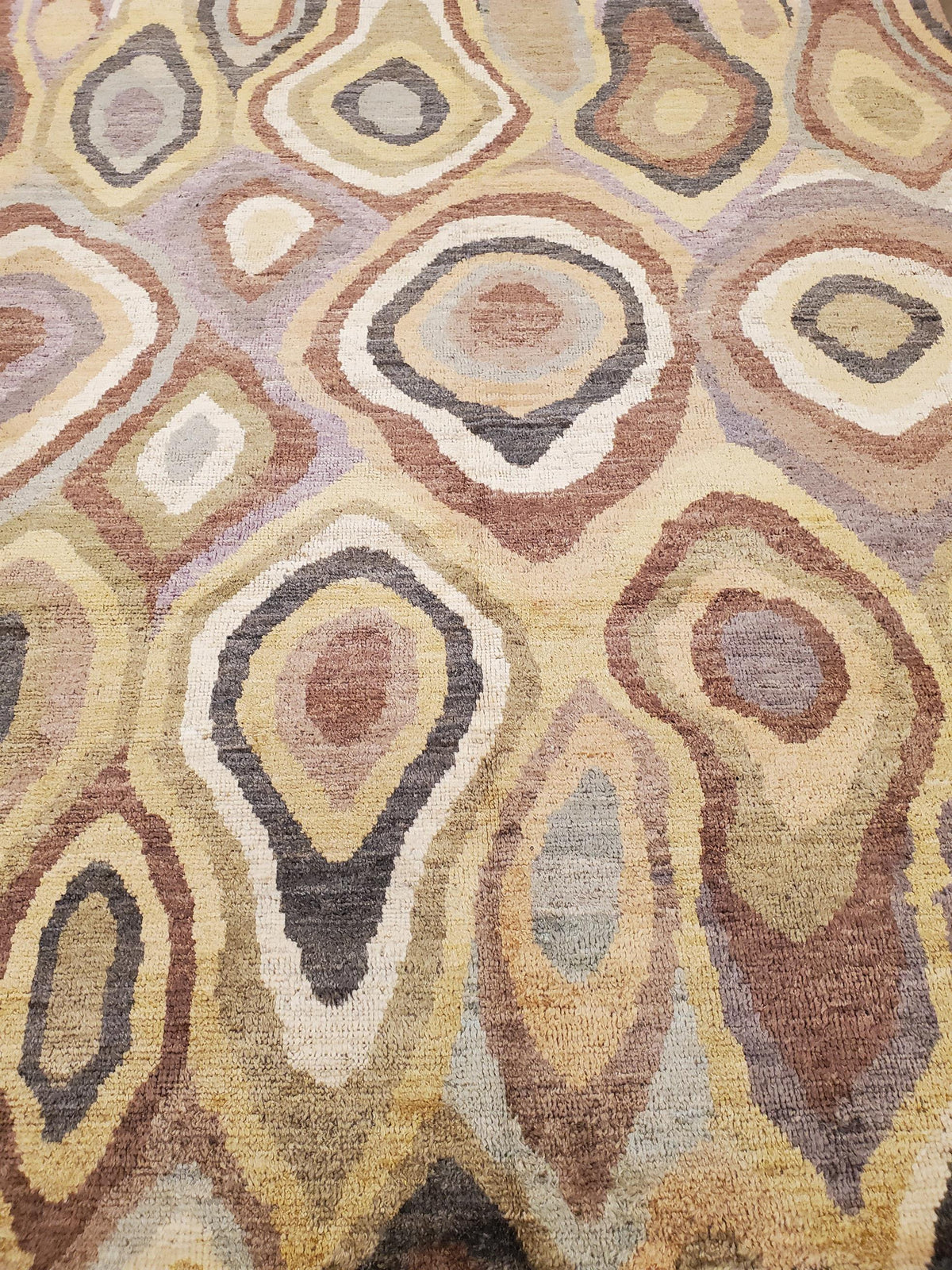 AORug#12522 size. 7' 11" x 10' 00"
