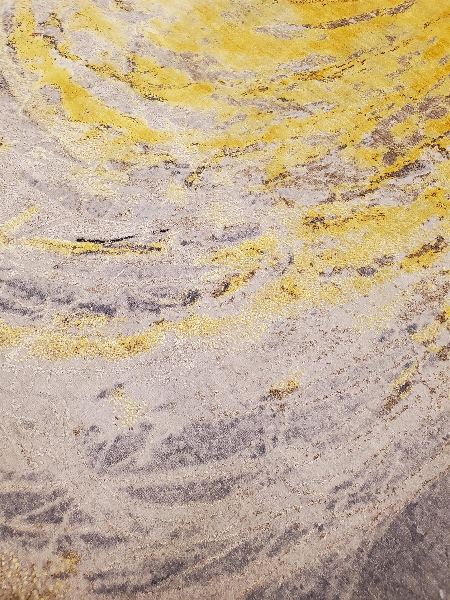 AORug#10404 size. 7' 11" x 10' 01"