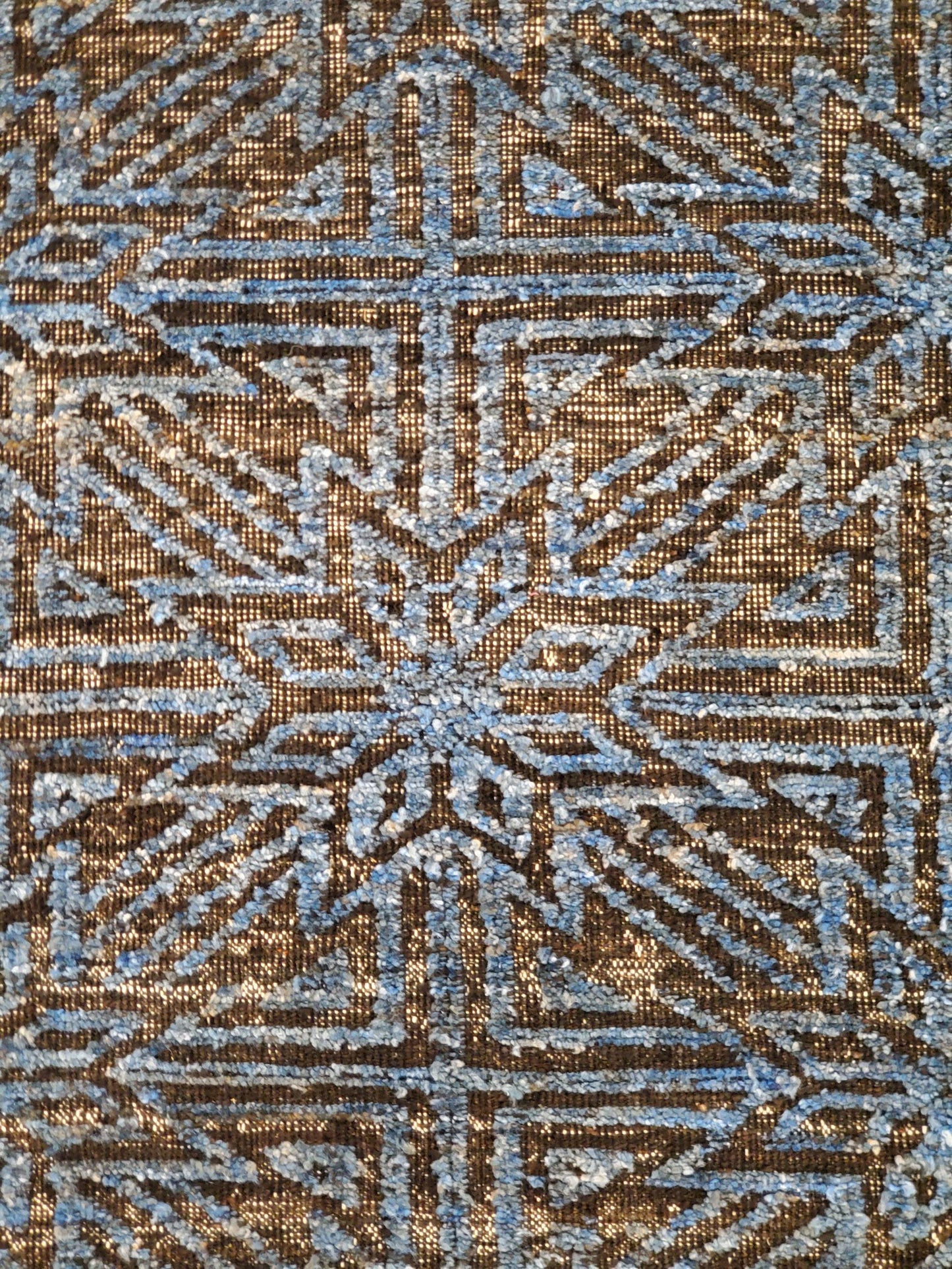 AORug#13816 size. 9' 04" x 11' 11"