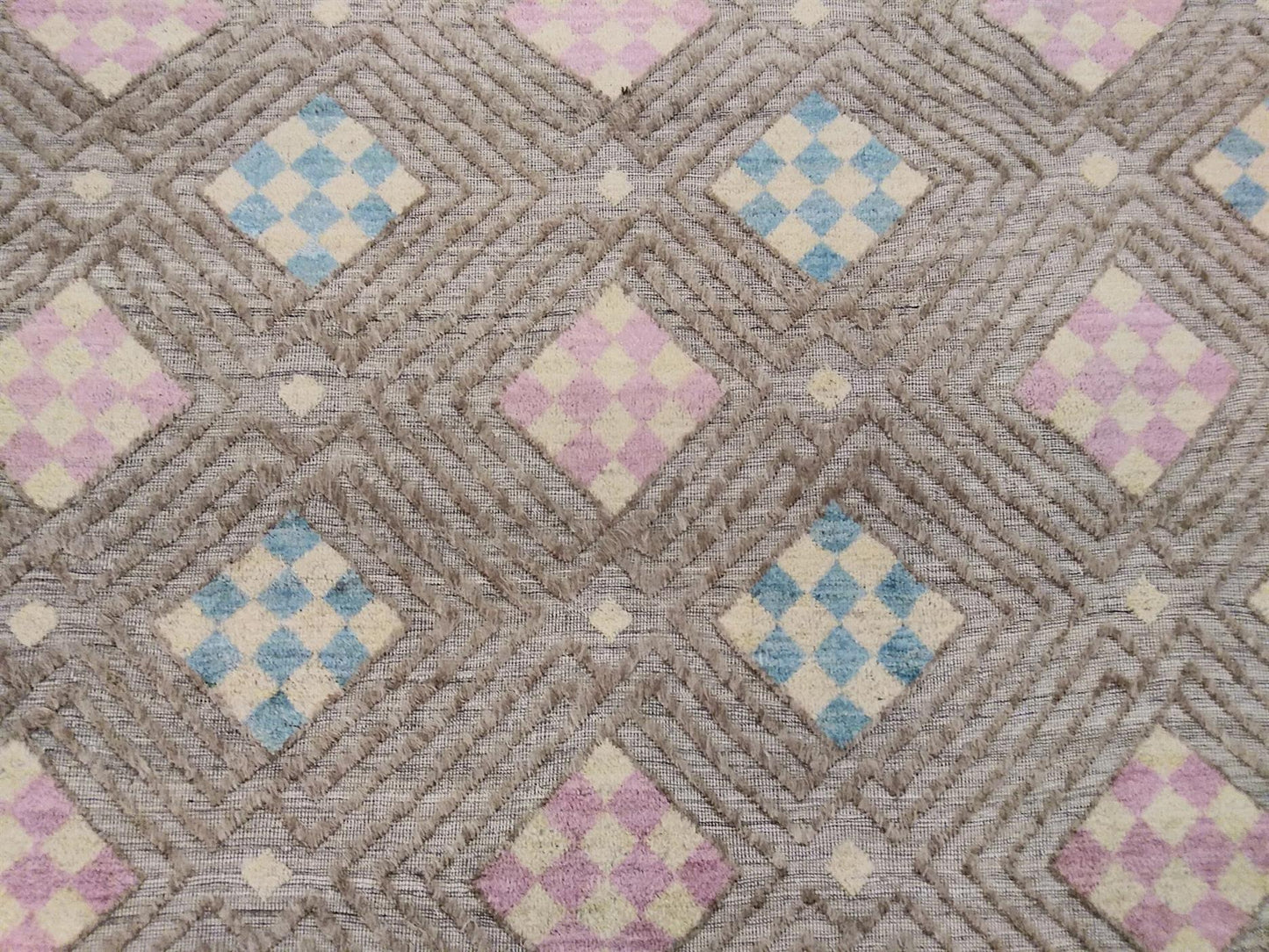 AORug#13818 size. 9' 01" x 11' 09"
