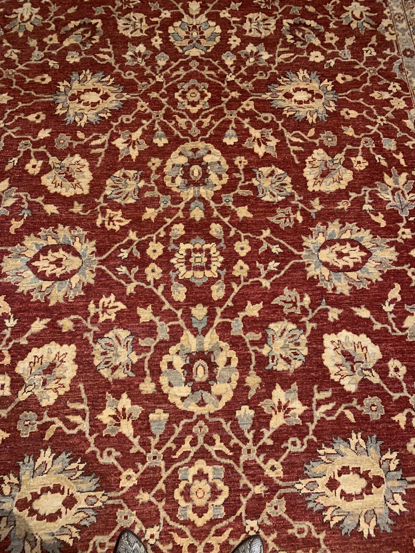 AORug#2312 size. 8' 11" x 11' 11"