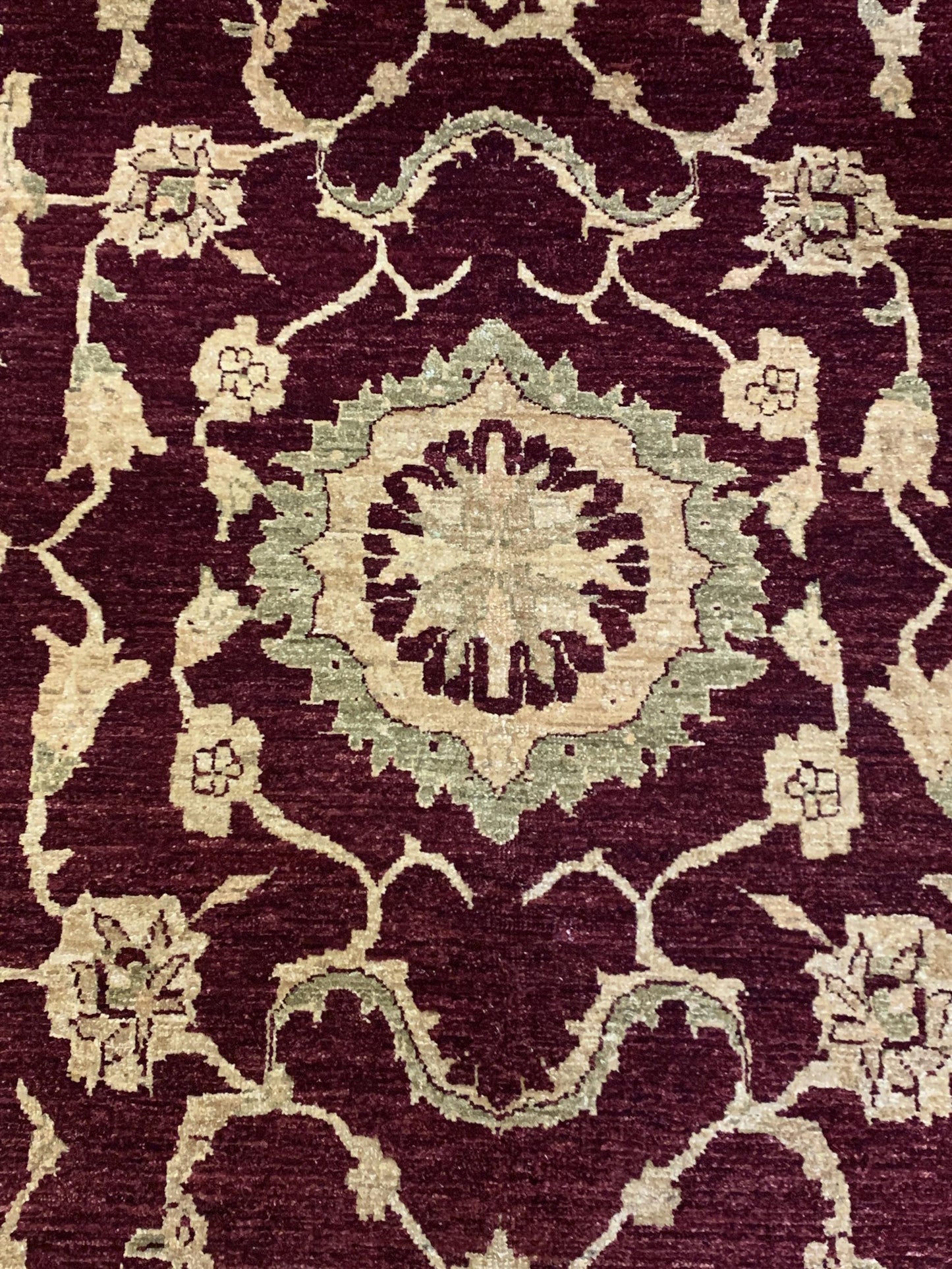 AORug#2294 size. 8' 11" x 11' 07"