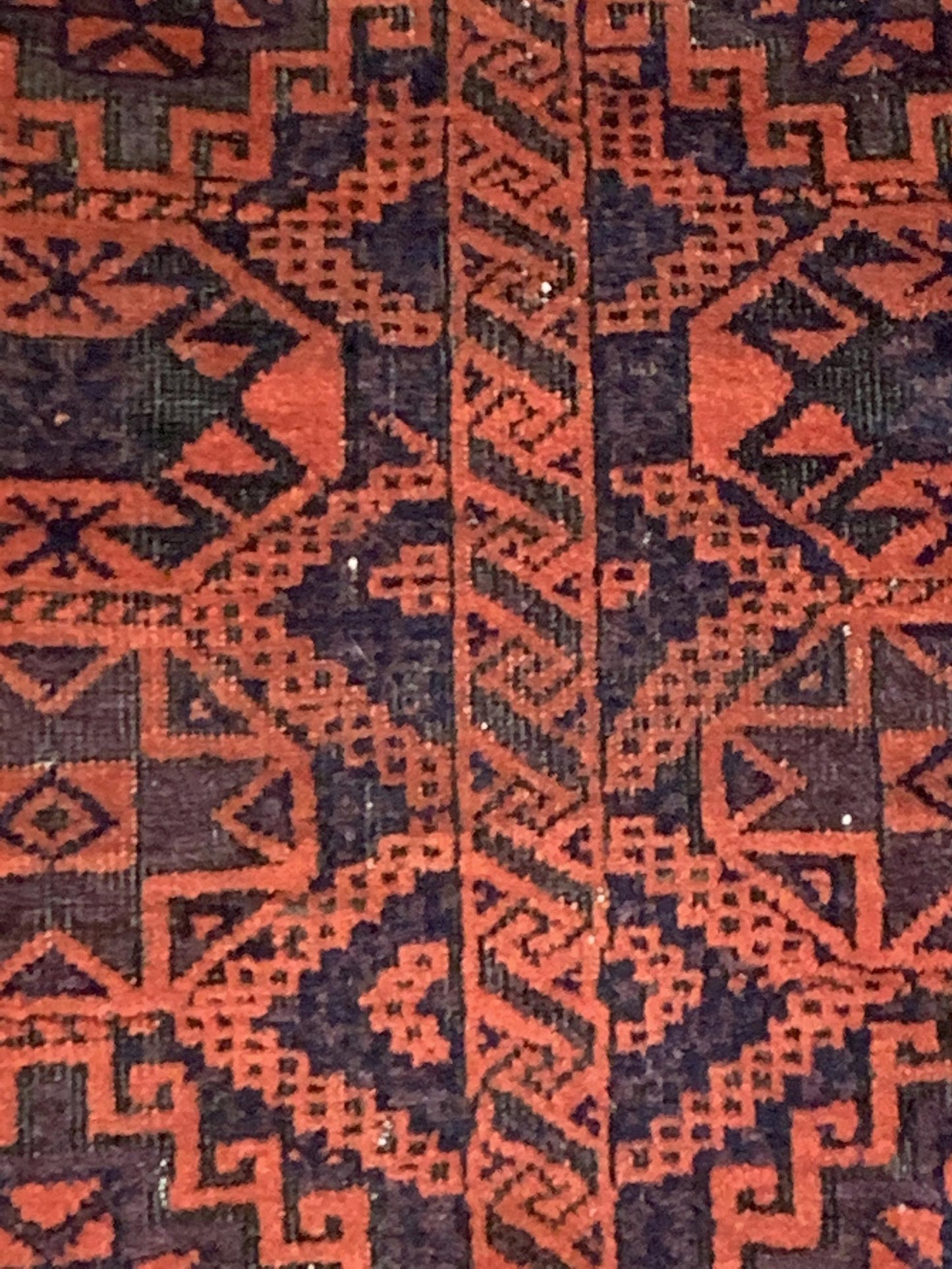 AORug#3948 size. 3' 04" x 6' 02"
