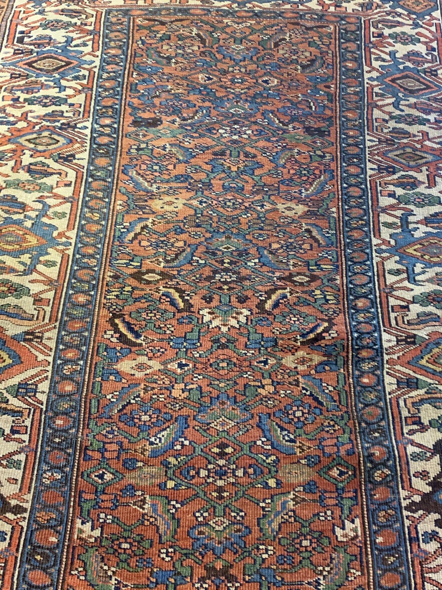 AORug#4074 size. 4' 02" x 6' 10"