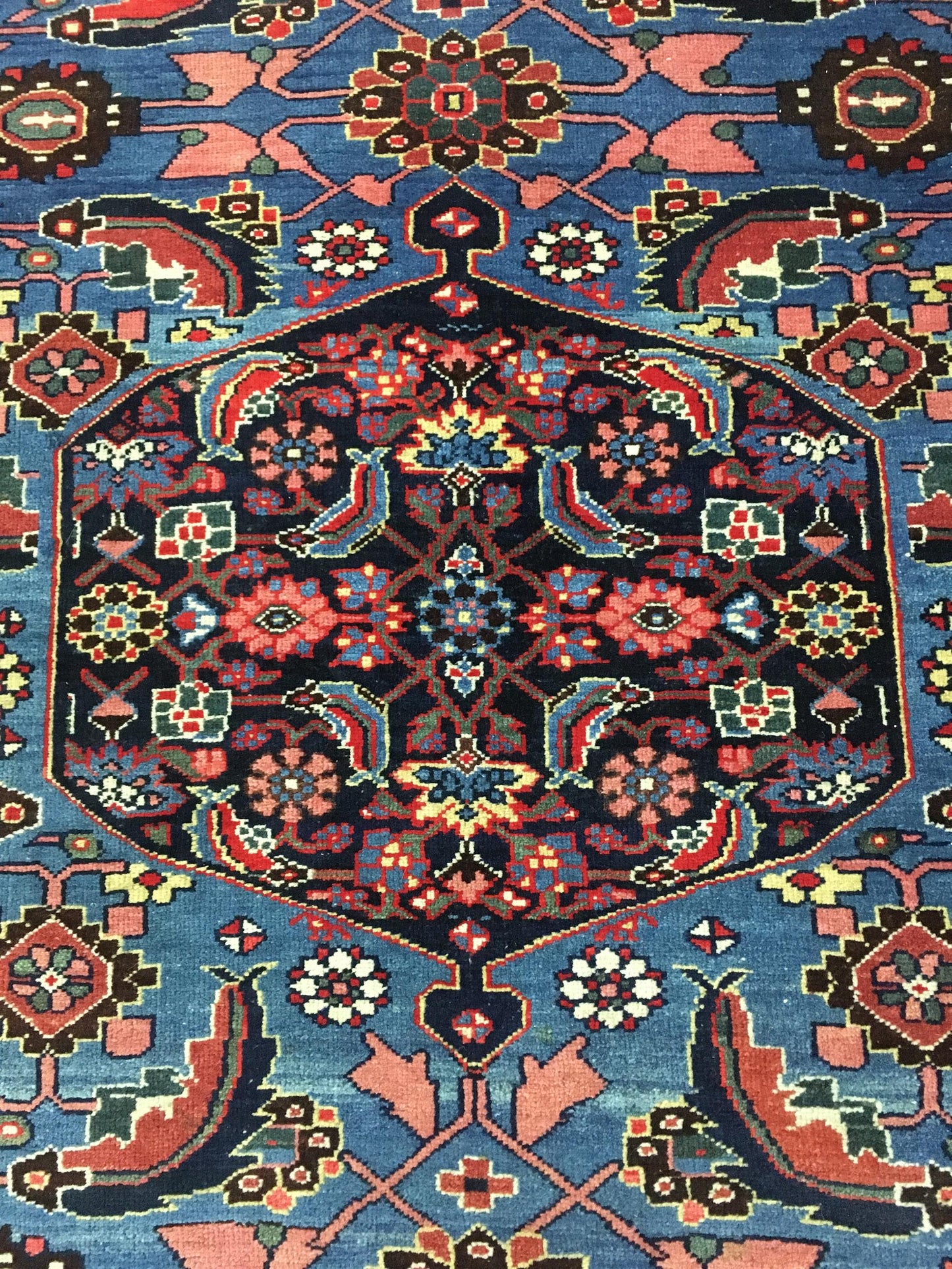 AORug#13909 size. 15' 00" x 25' 10"