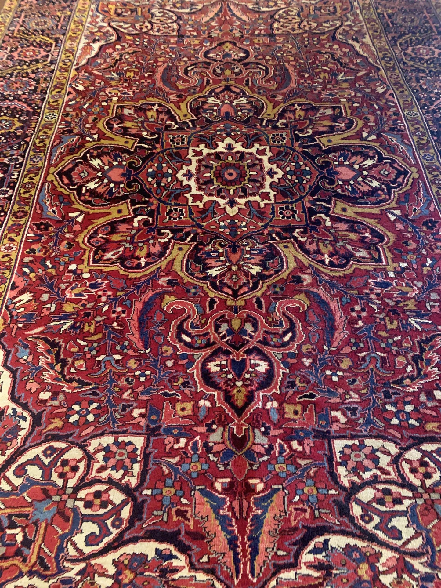 AORug#12905 size. 8' 03" x 11' 08"