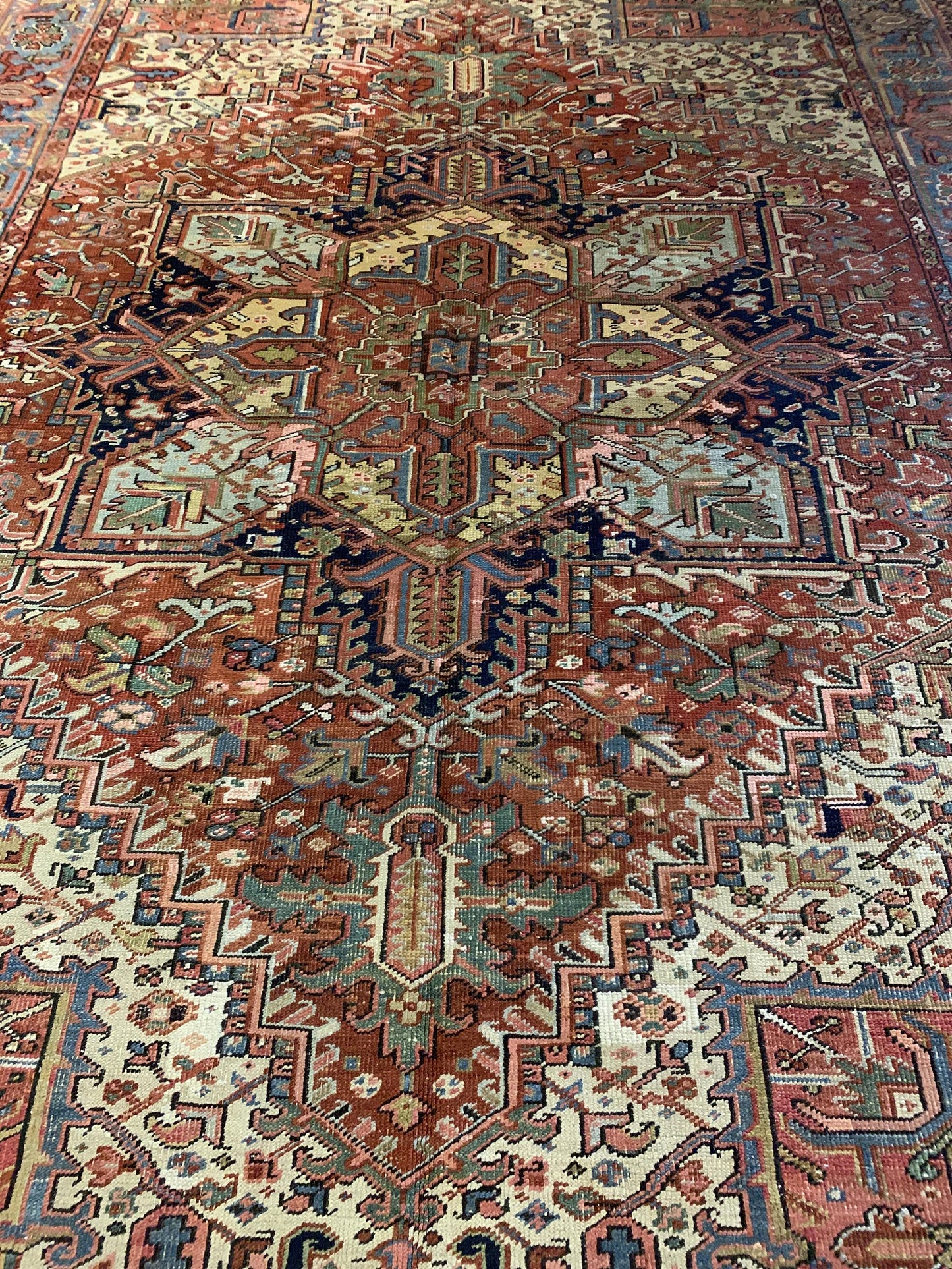 AORug#4645 size. 8' 06" x 12' 00"