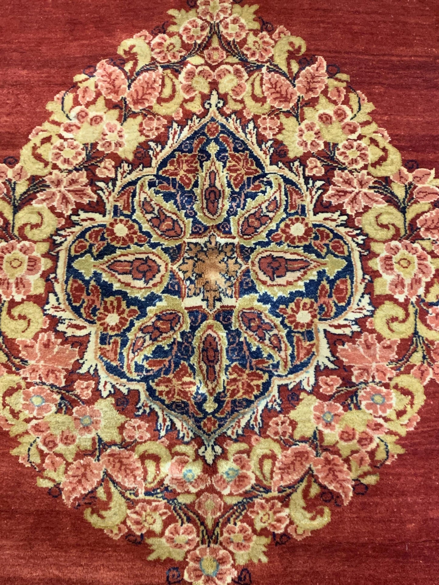 AORug#4643 size. 9' 00" x 12' 00"
