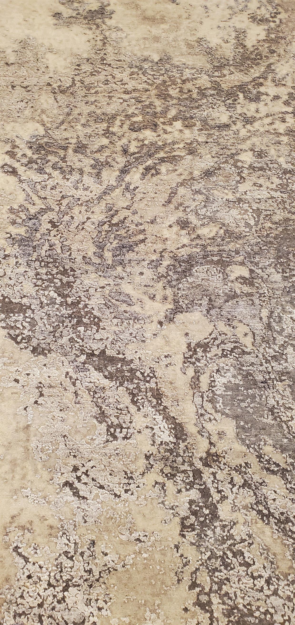 AORug#12104 size. 8'0" X 10'0"