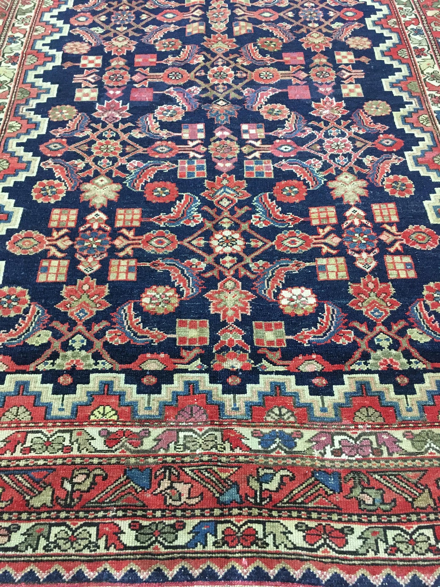 AORug#3535 size. 5' 02" x 6' 01"