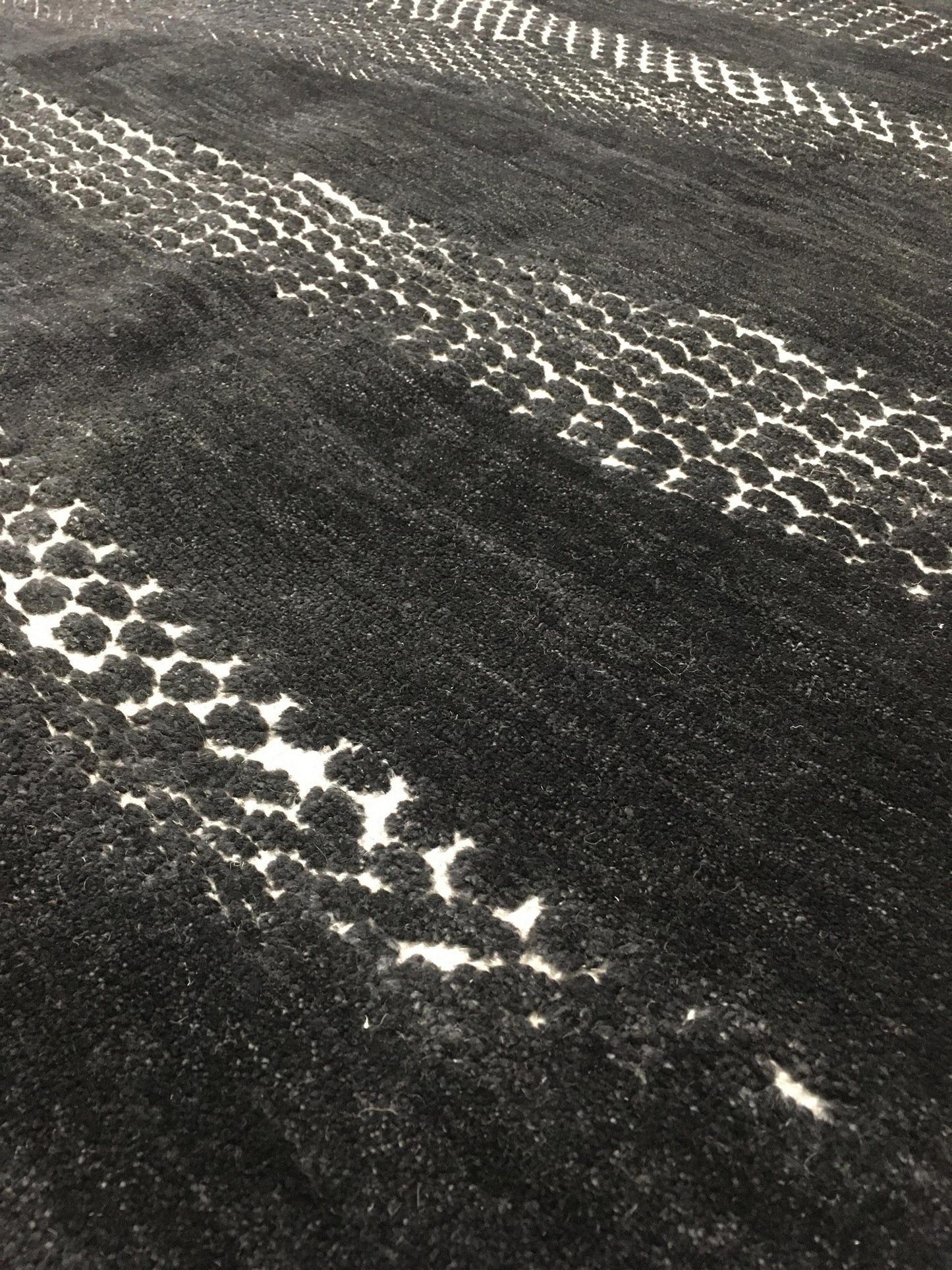 AORug#10652 size. 8'0" X 10'0"