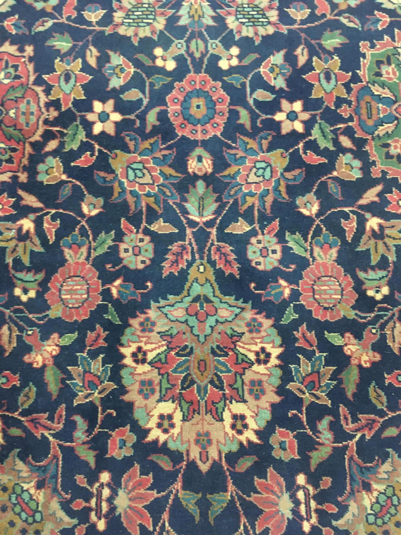 AORug#14063 size. 10' 06" x 21' 00"