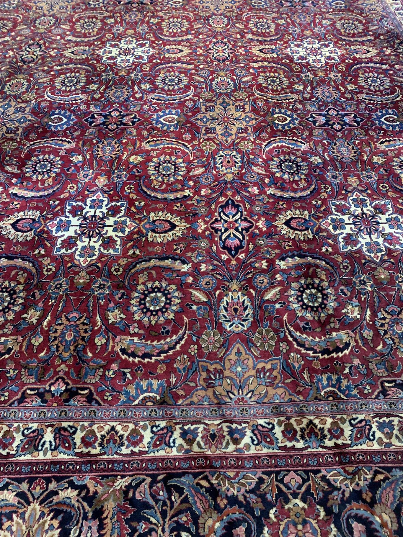 AORug#2604 size. 16' 03" x 26' 05"