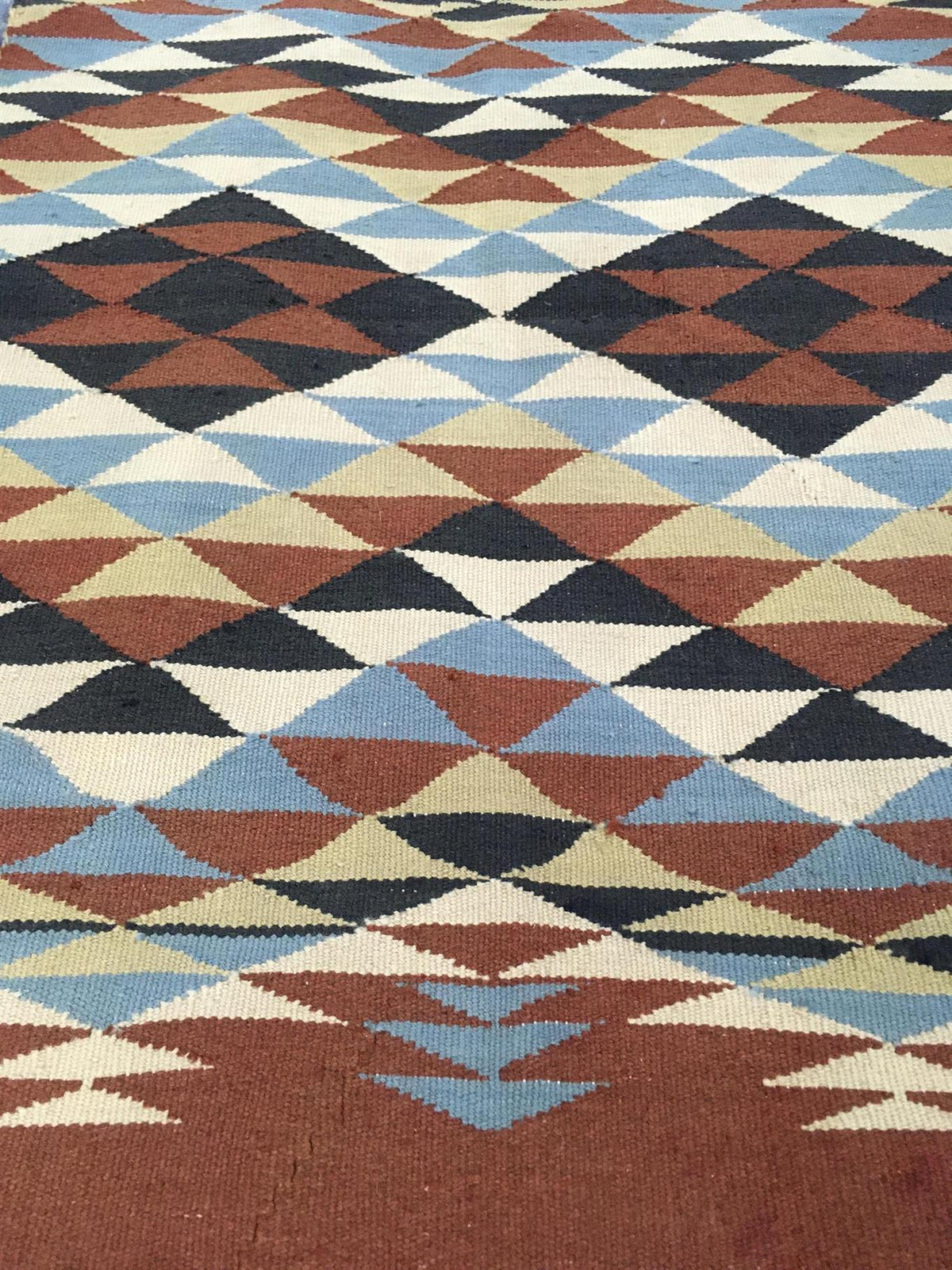 Atlantica Organics curates antique and handmade rugs, Persian, Afghan, Tibetan, Pakistani, Turkish Oushak, Kilim, Khotan, tribal and contemporary textiles for luxury interiors, homes and real estate. Our collections connect timeless craftsmanship with interior design, furniture, fine art, architecture and modern living. Explore curated rugs, collectible textiles, natural materials, cultural heritage, sustainable design and distinctive spaces for homeowners, collectors, designers, architects and creative pro
