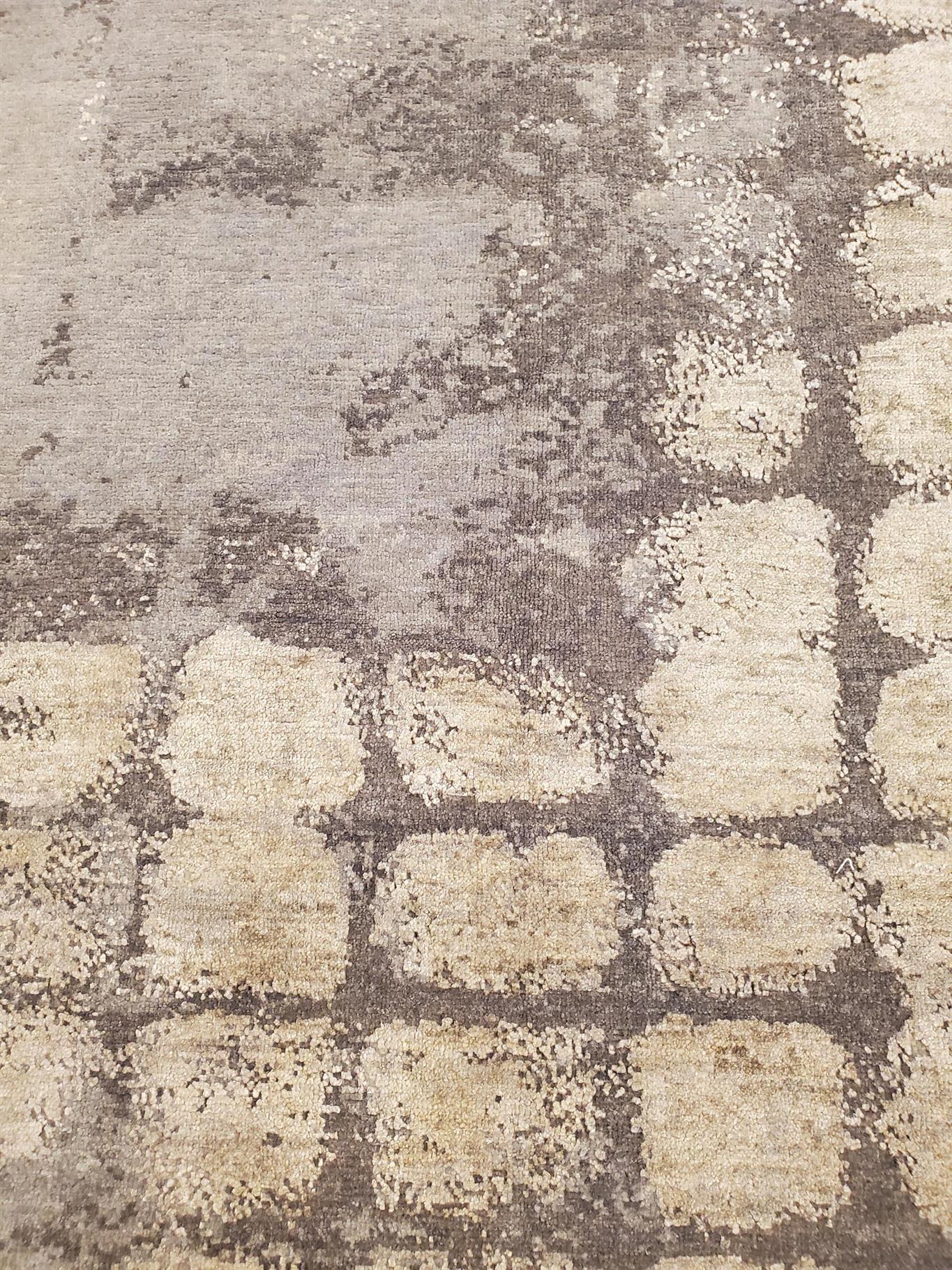 AORug#12976 size. 8' 00" x 9' 10"