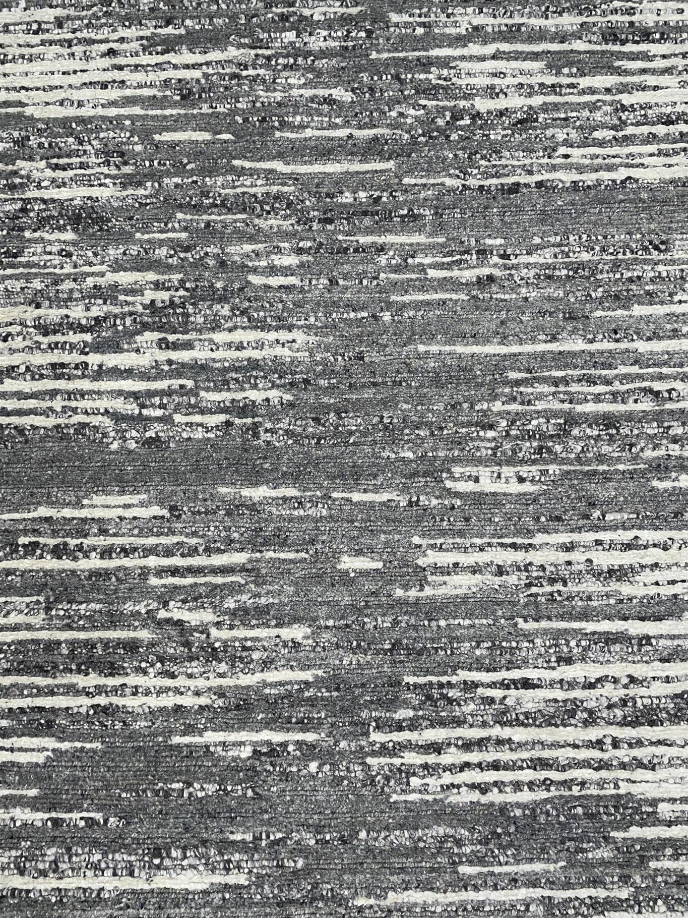 AORug#13888 size. 9'0" X 12'0"