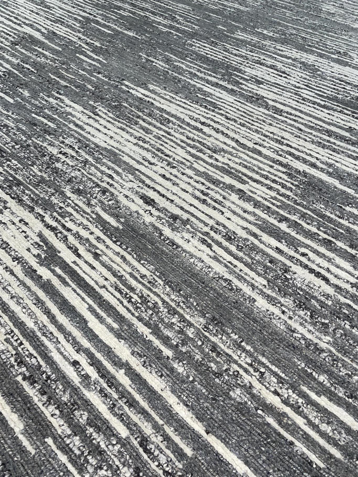 AORug#13888 size. 9'0" X 12'0"