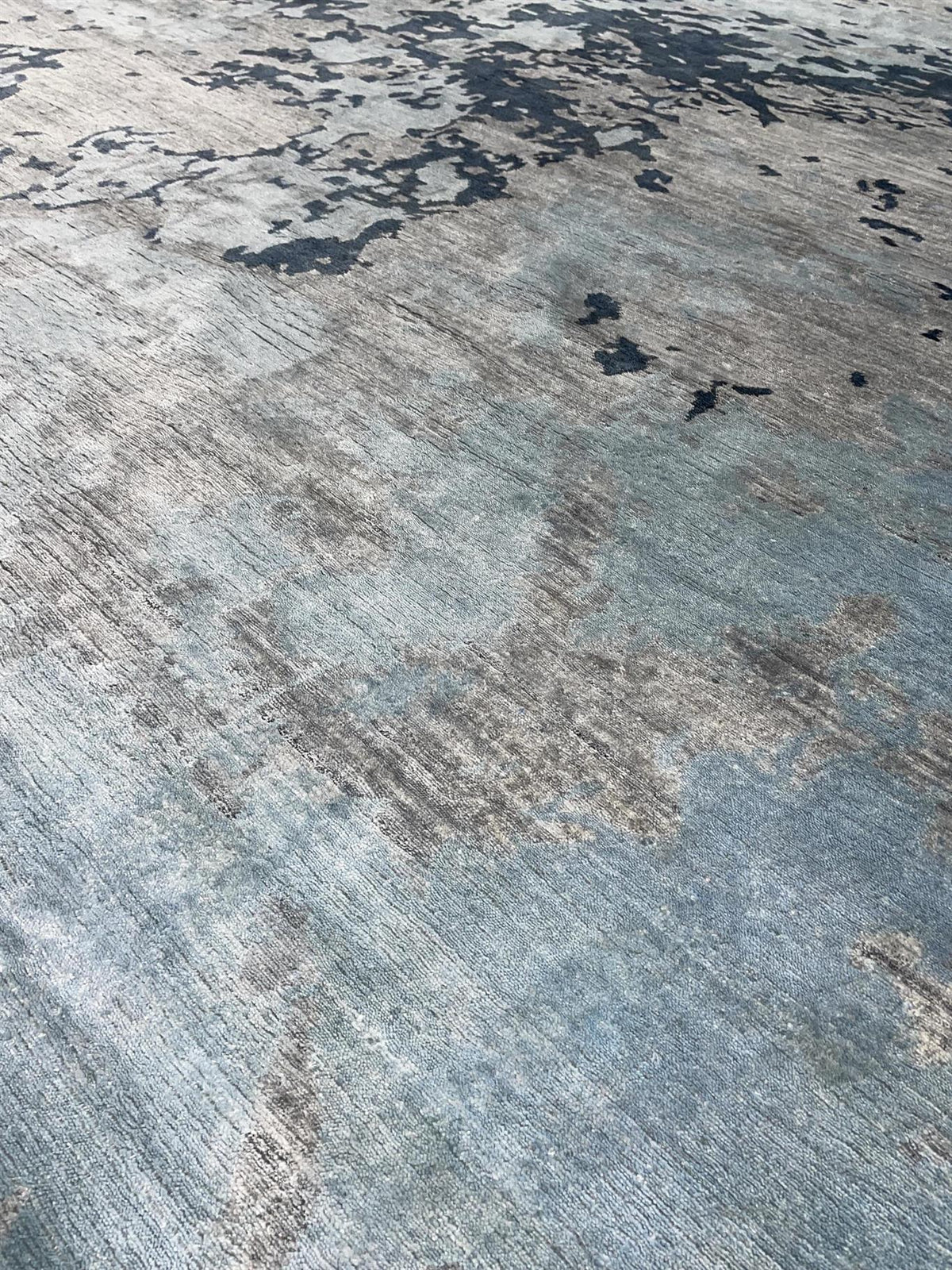 AORug#13755 size. 9'0" X 12'0"