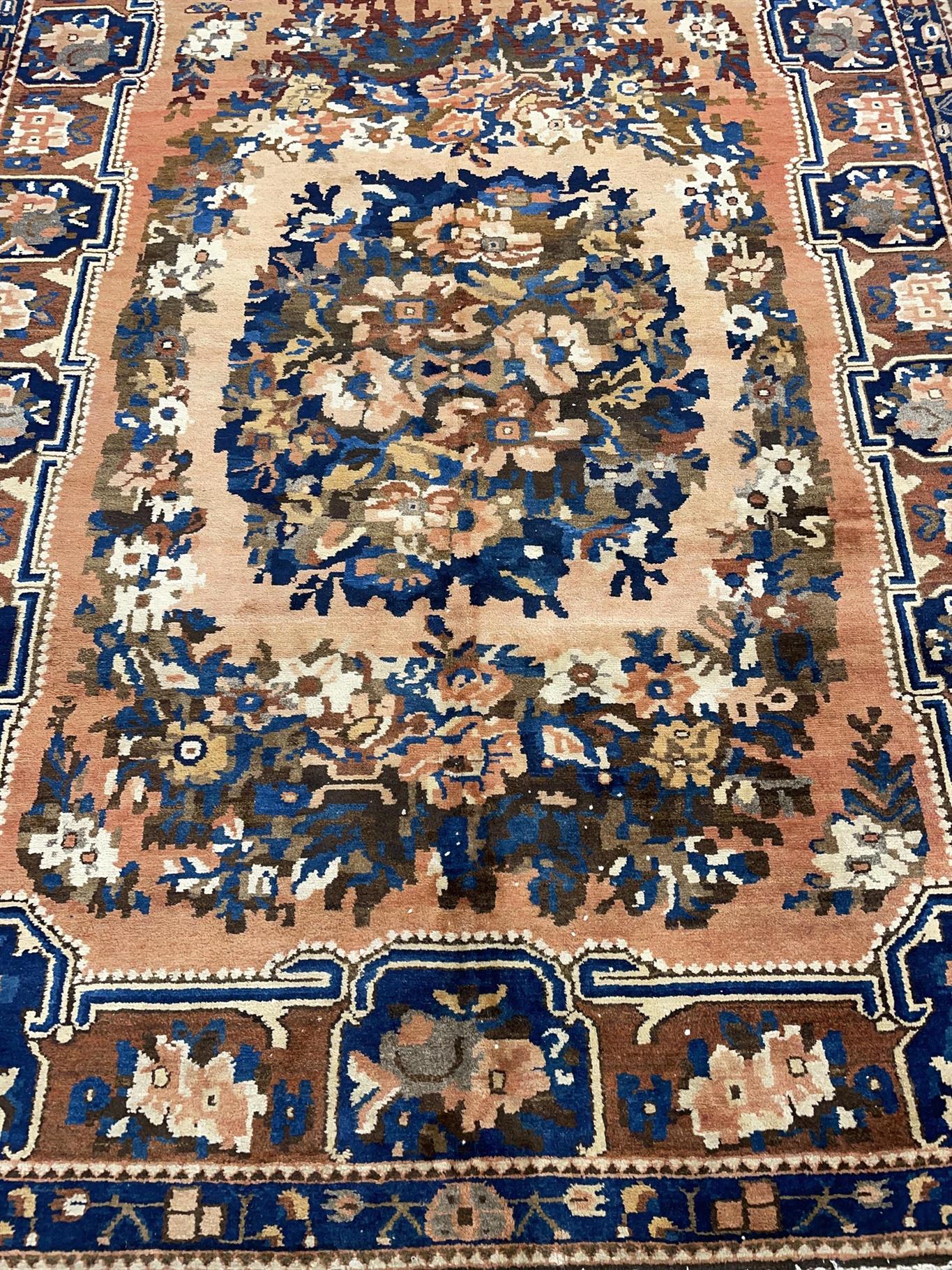 AORug#14394 size. 6' 00" x 12' 10"