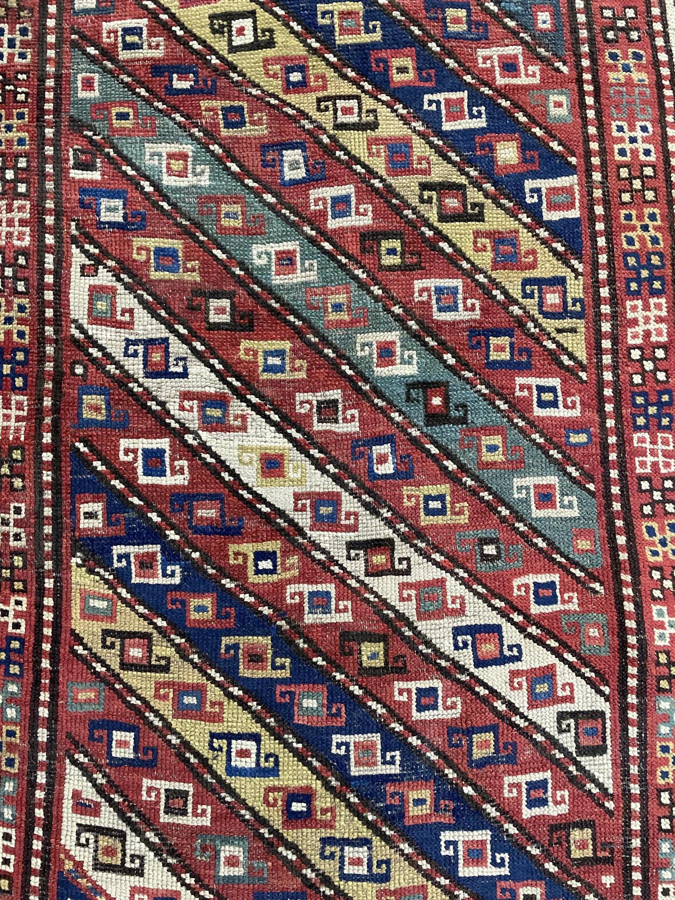 AORug#12039 size. 3' 08" x 9' 03"