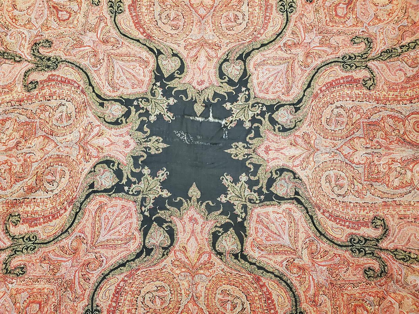 AORug#14661 size. 6' 03" x 6' 02"