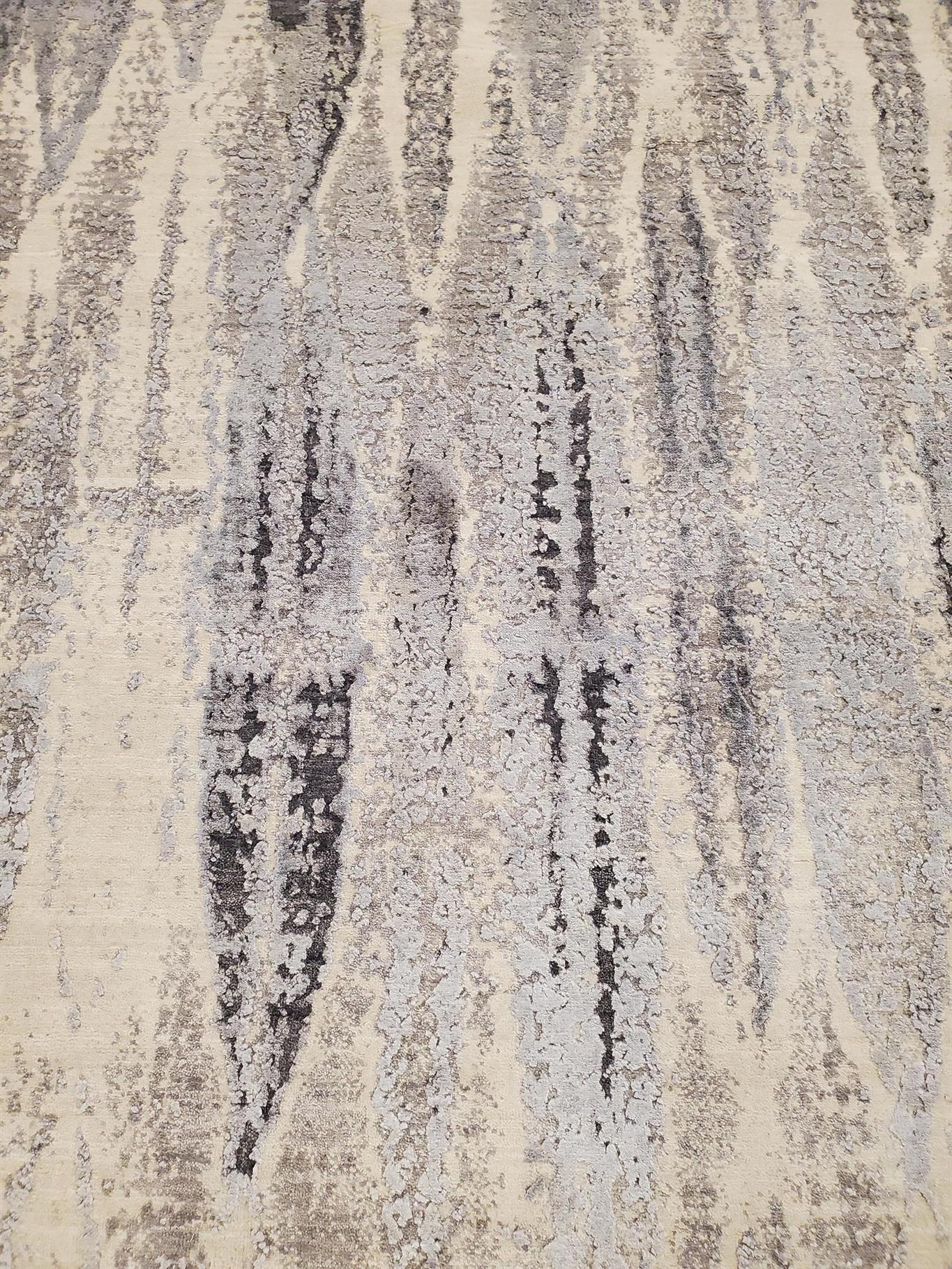 AORug#13944 size. 9' 01" x 12' 02"