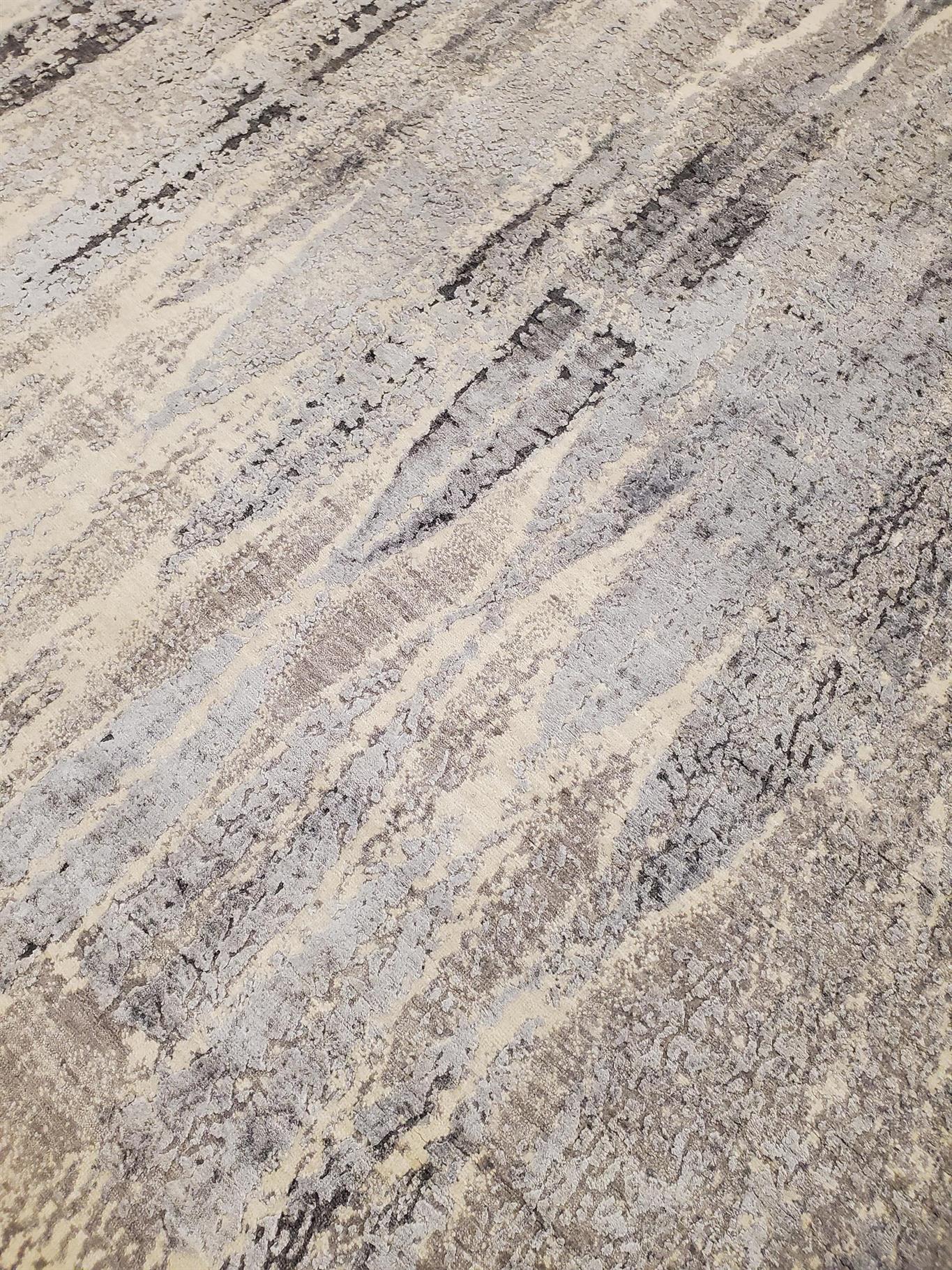 AORug#13944 size. 9' 01" x 12' 02"