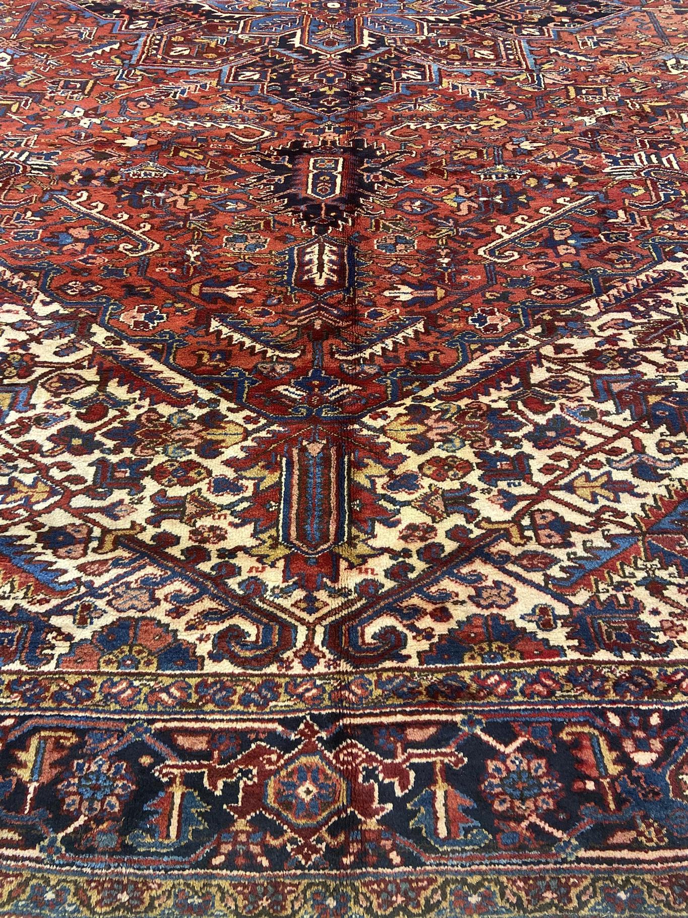 AORug#8209 size. 11' 04" x 17' 09"