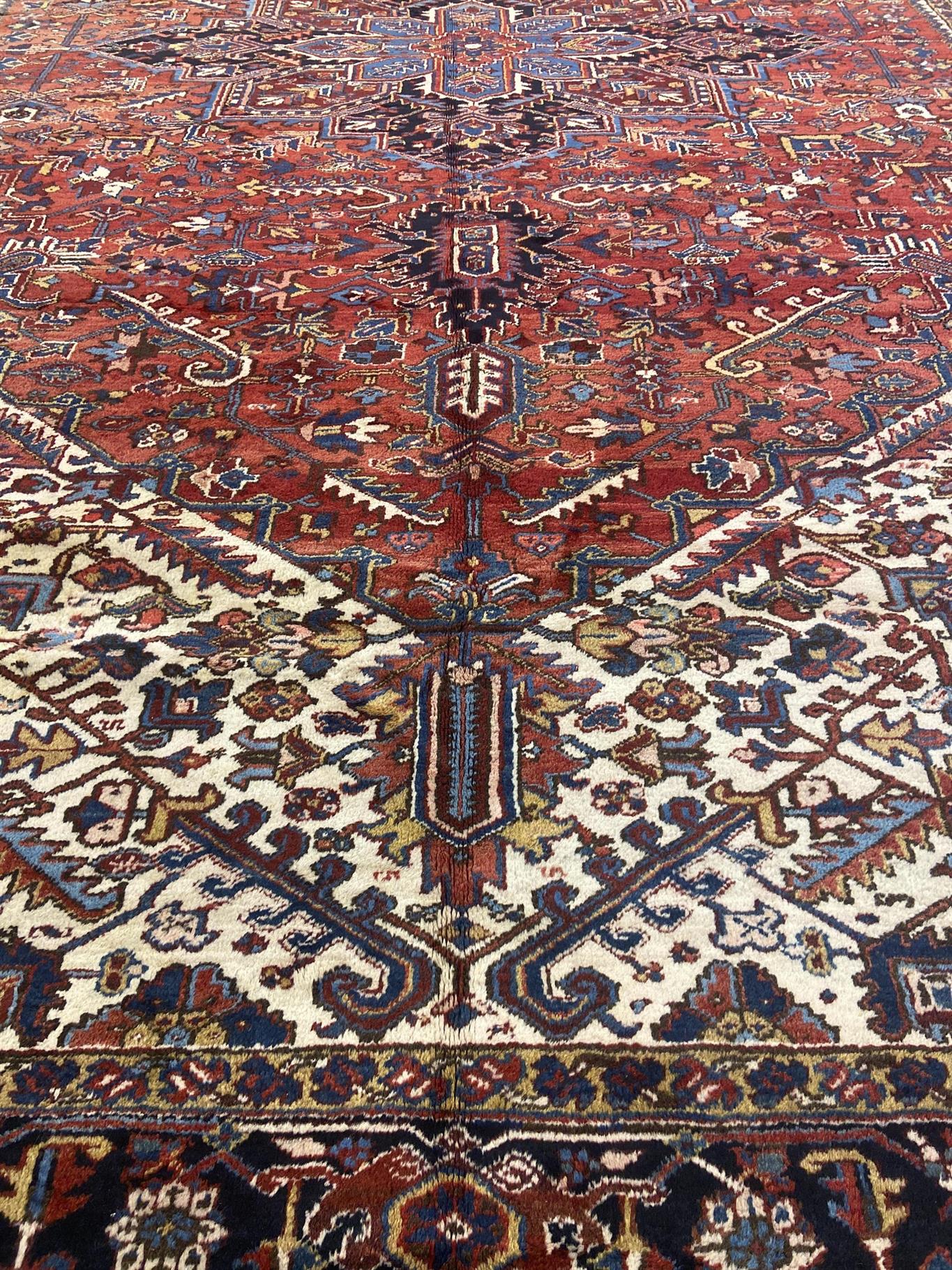 AORug#8209 size. 11' 04" x 17' 09"
