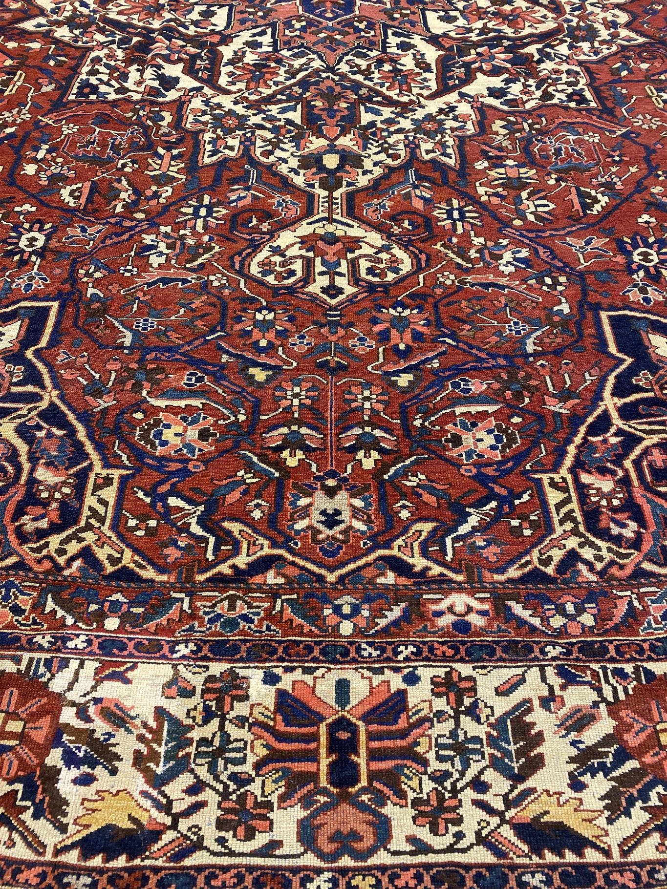 AORug#13246 size. 12' 02" x 18' 00"