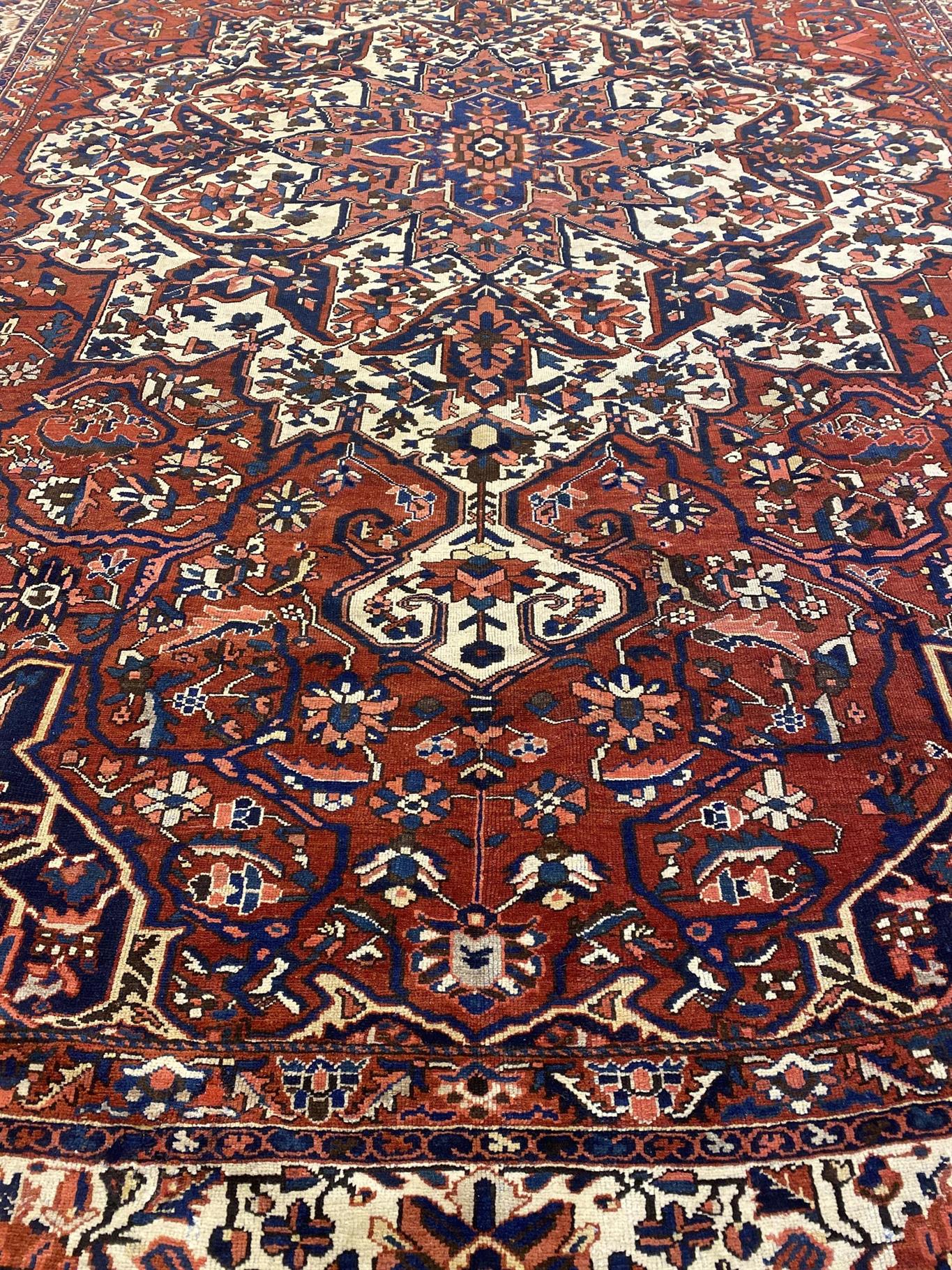 AORug#13246 size. 12' 02" x 18' 00"
