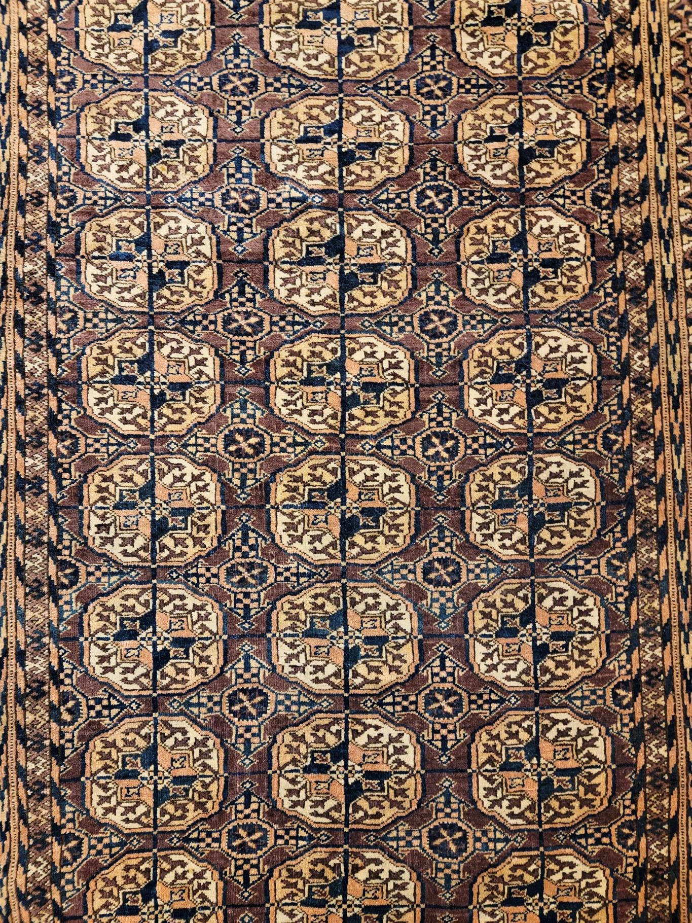 AORug#13394 size. 3' 08" x 5' 02"