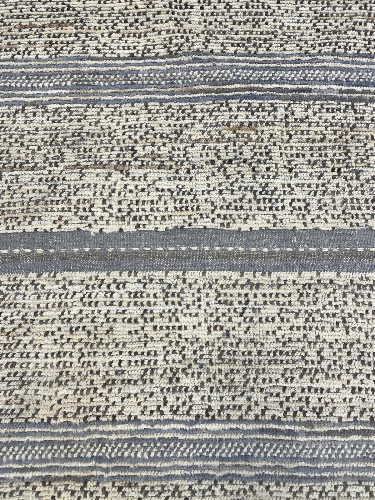 AORug#13710 size. 9'0" X 12'0"