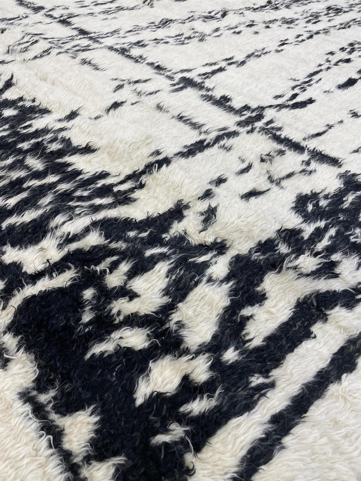 AORug#13992 size. 9' 0" X 12' 0"
